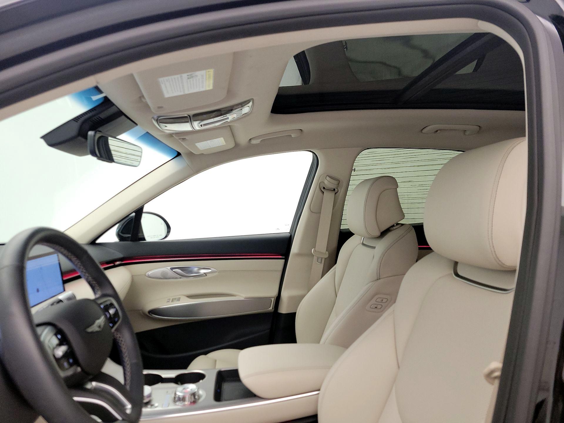 Thumbnail: 2026 Genesis GV70 - 19