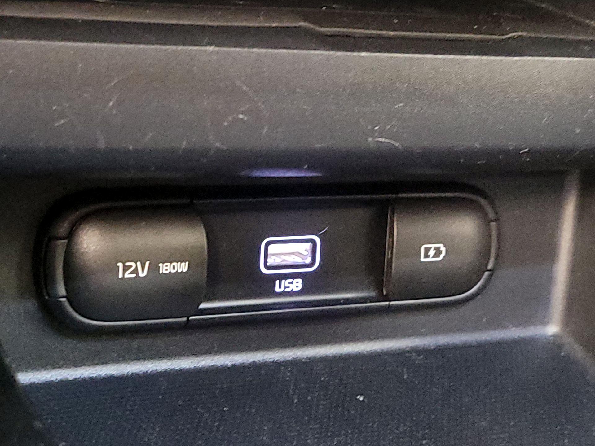 Thumbnail: 2021 Kia Seltos - 18