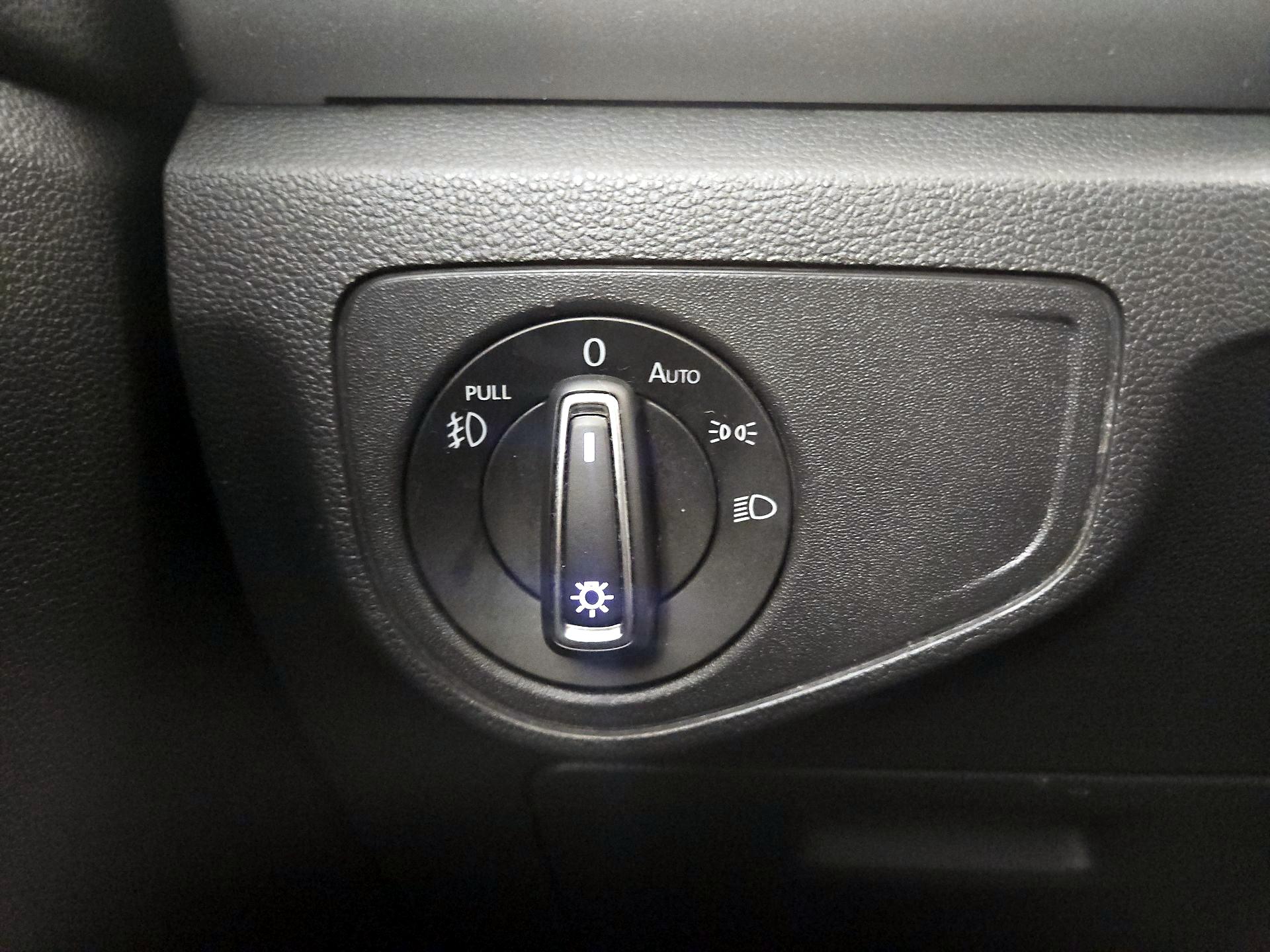Thumbnail: 2019 Volkswagen Atlas - 11