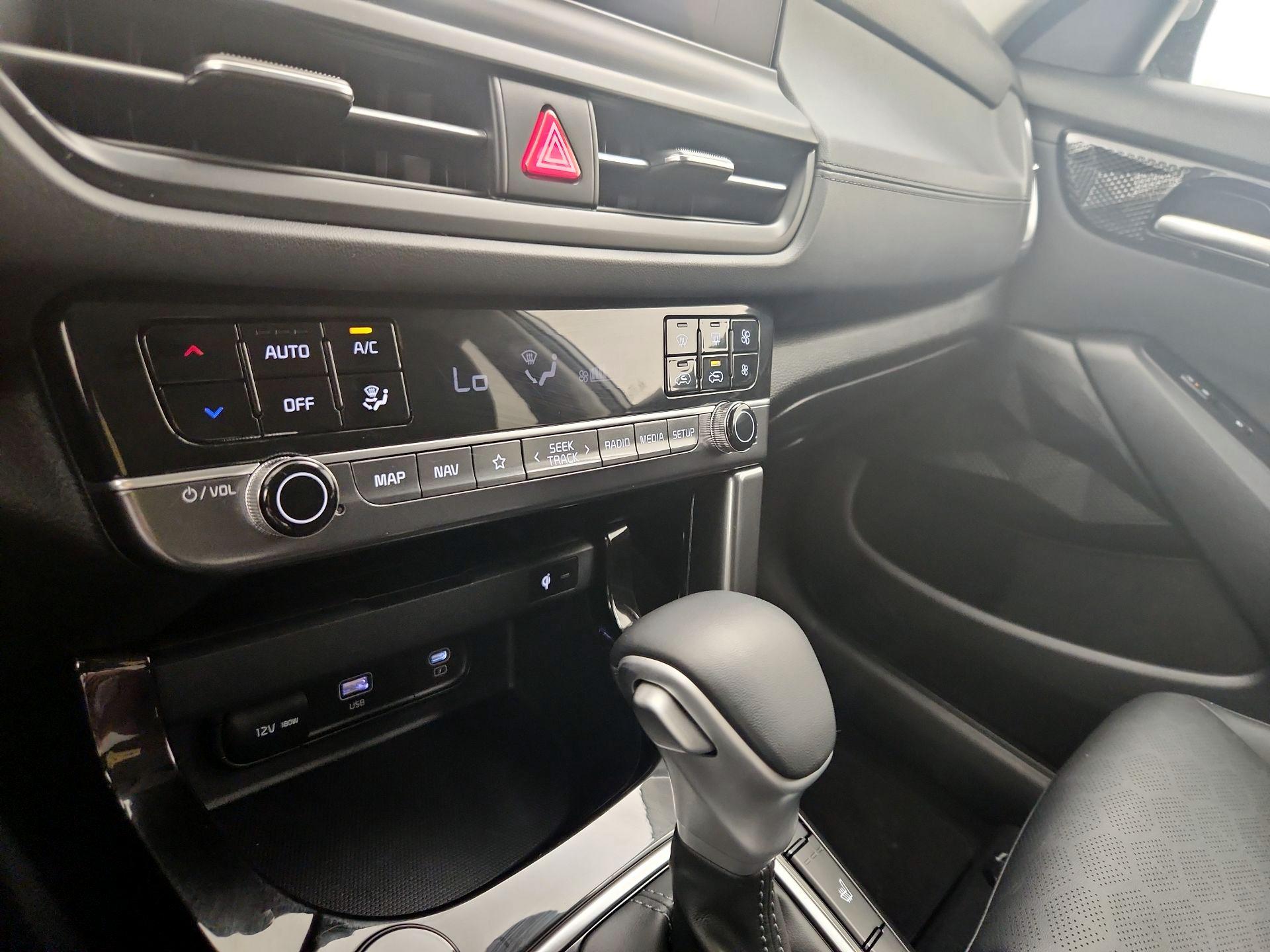 Thumbnail: 2024 Kia Seltos - 15