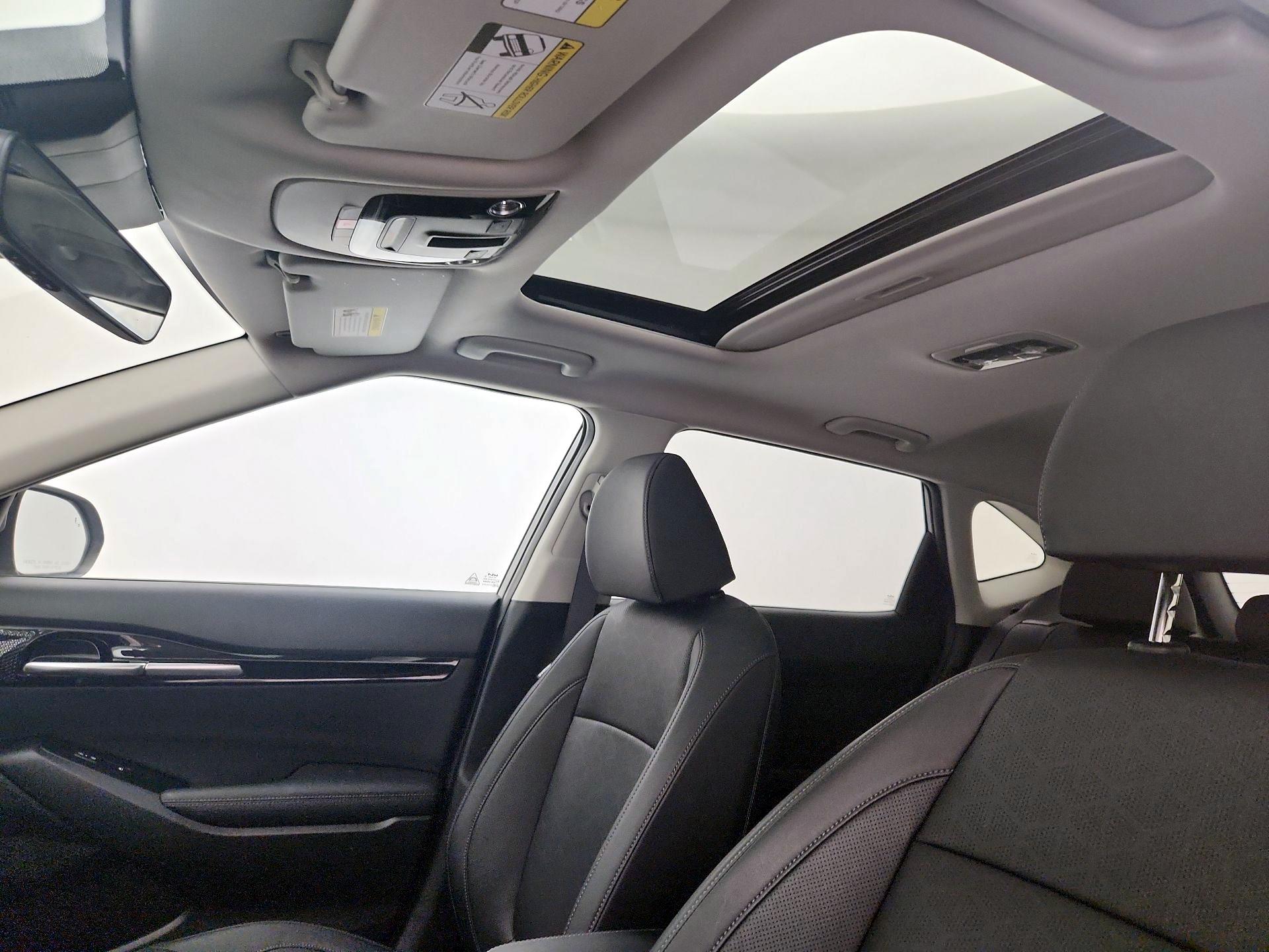 Thumbnail: 2024 Kia Seltos - 18