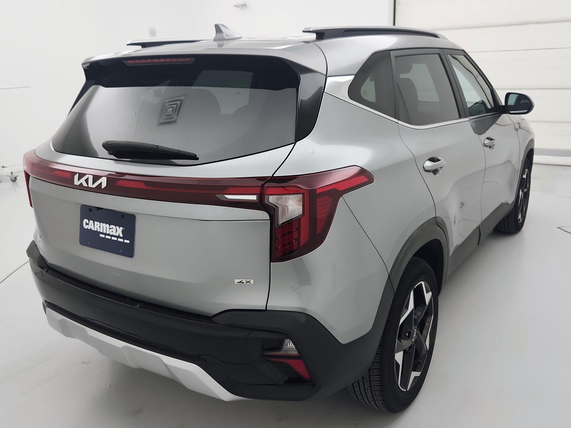 Thumbnail: 2024 Kia Seltos - 5