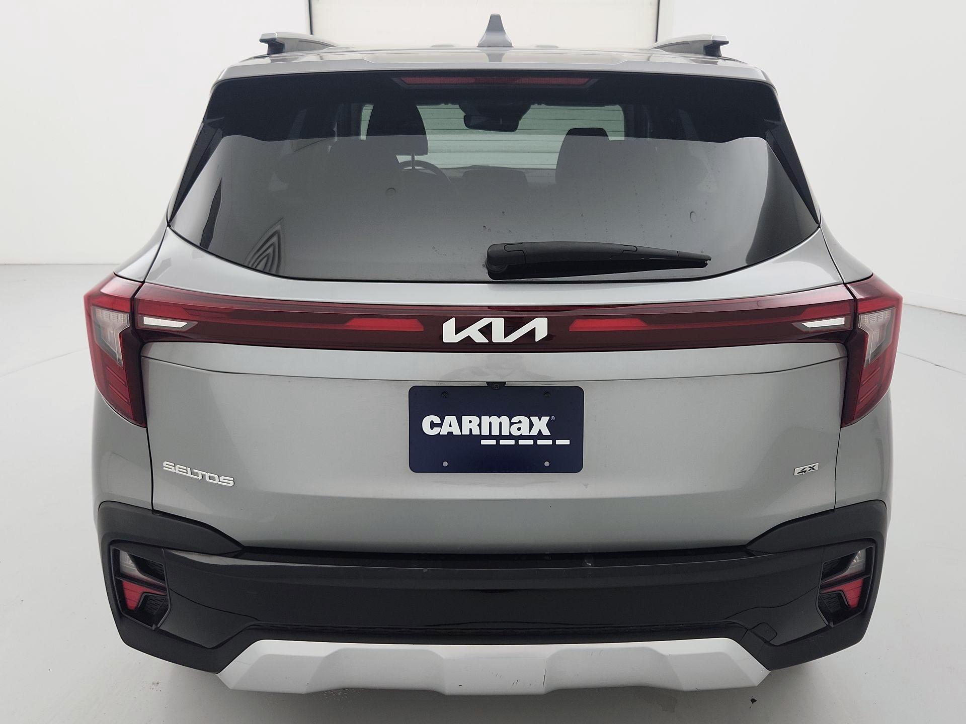 Thumbnail: 2024 Kia Seltos - 6