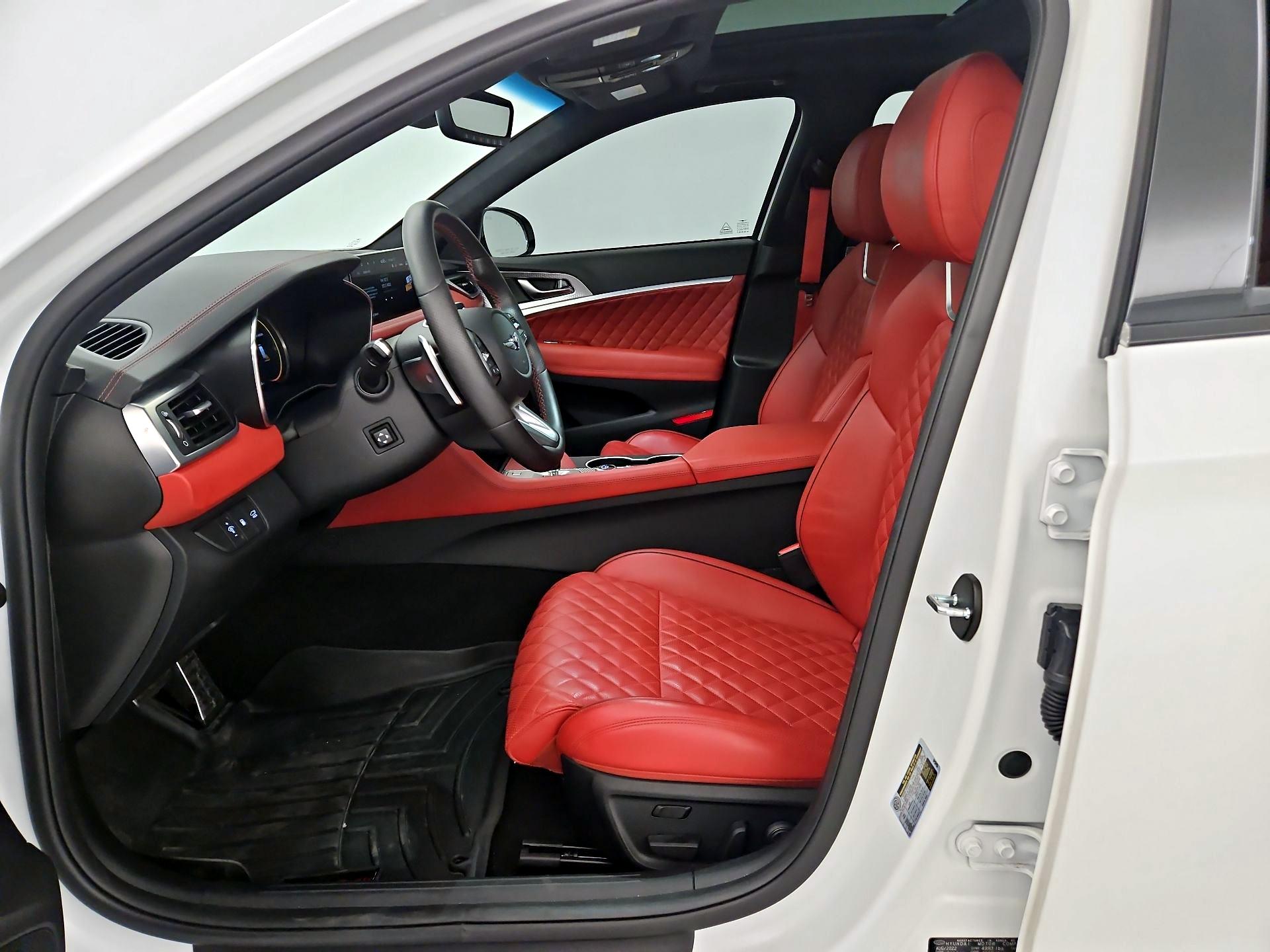 Thumbnail: 2023 Genesis G70 - 11