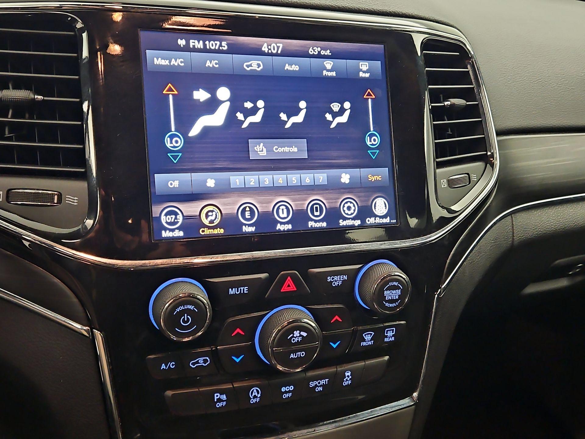 Thumbnail: 2021 Jeep Grand Cherokee - 17