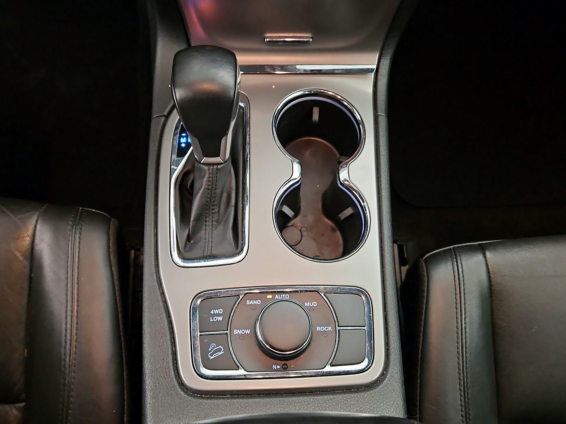 Thumbnail: 2021 Jeep Grand Cherokee - 18