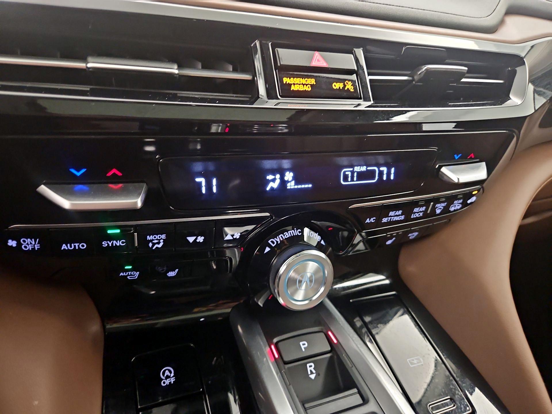 Thumbnail: 2023 Acura MDX - 17