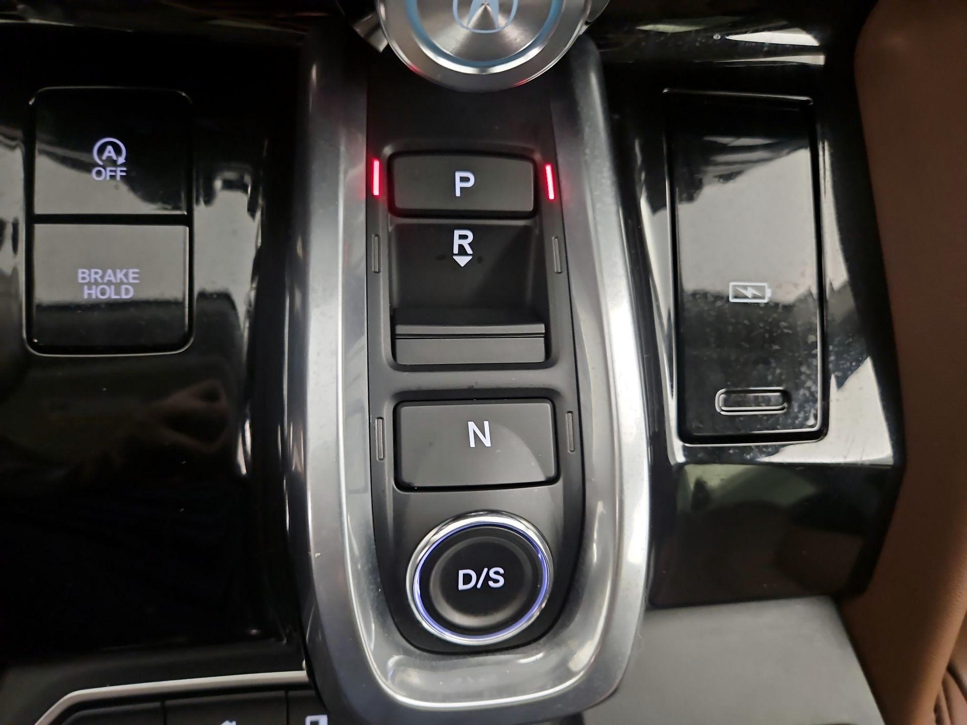 Thumbnail: 2023 Acura MDX - 18