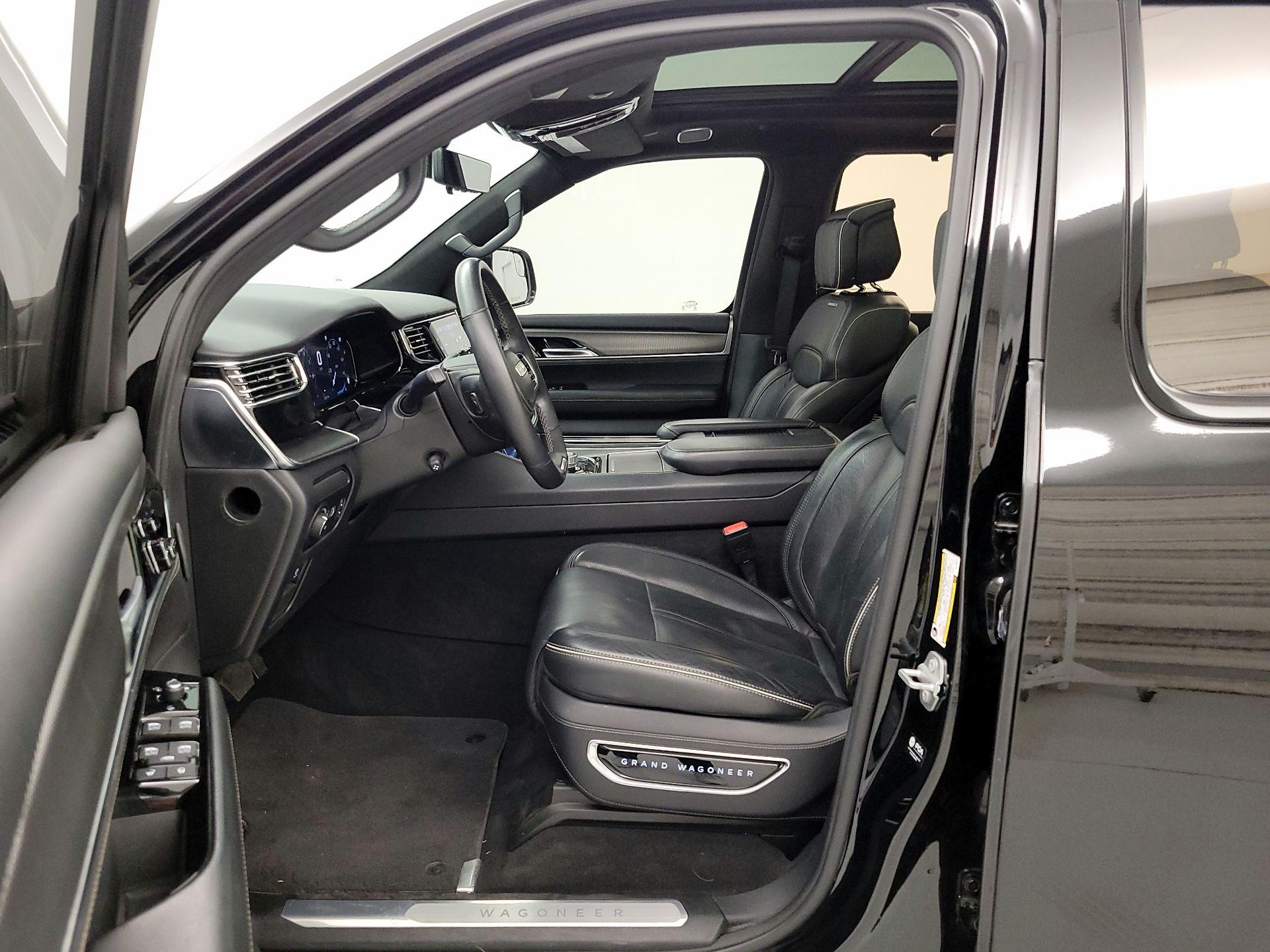 Thumbnail: 2022 Jeep Grand Wagoneer - 11