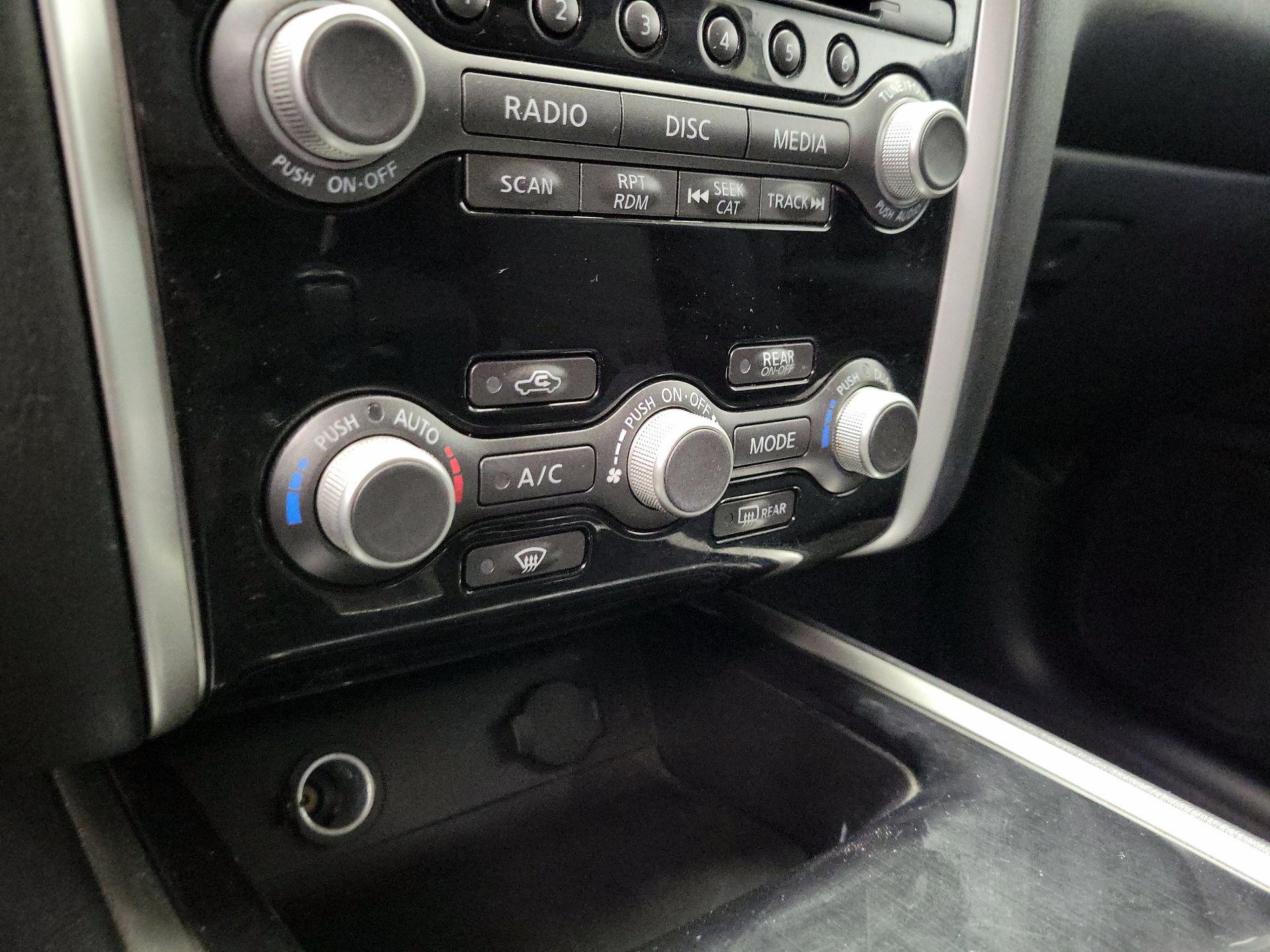 Thumbnail: 2017 Nissan Pathfinder - 15