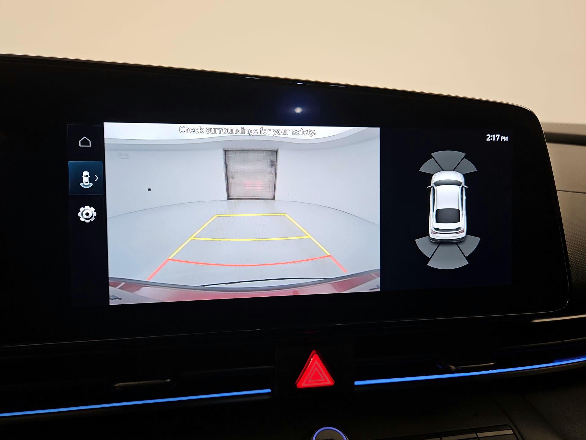 Thumbnail: 2024 Hyundai Elantra - 15