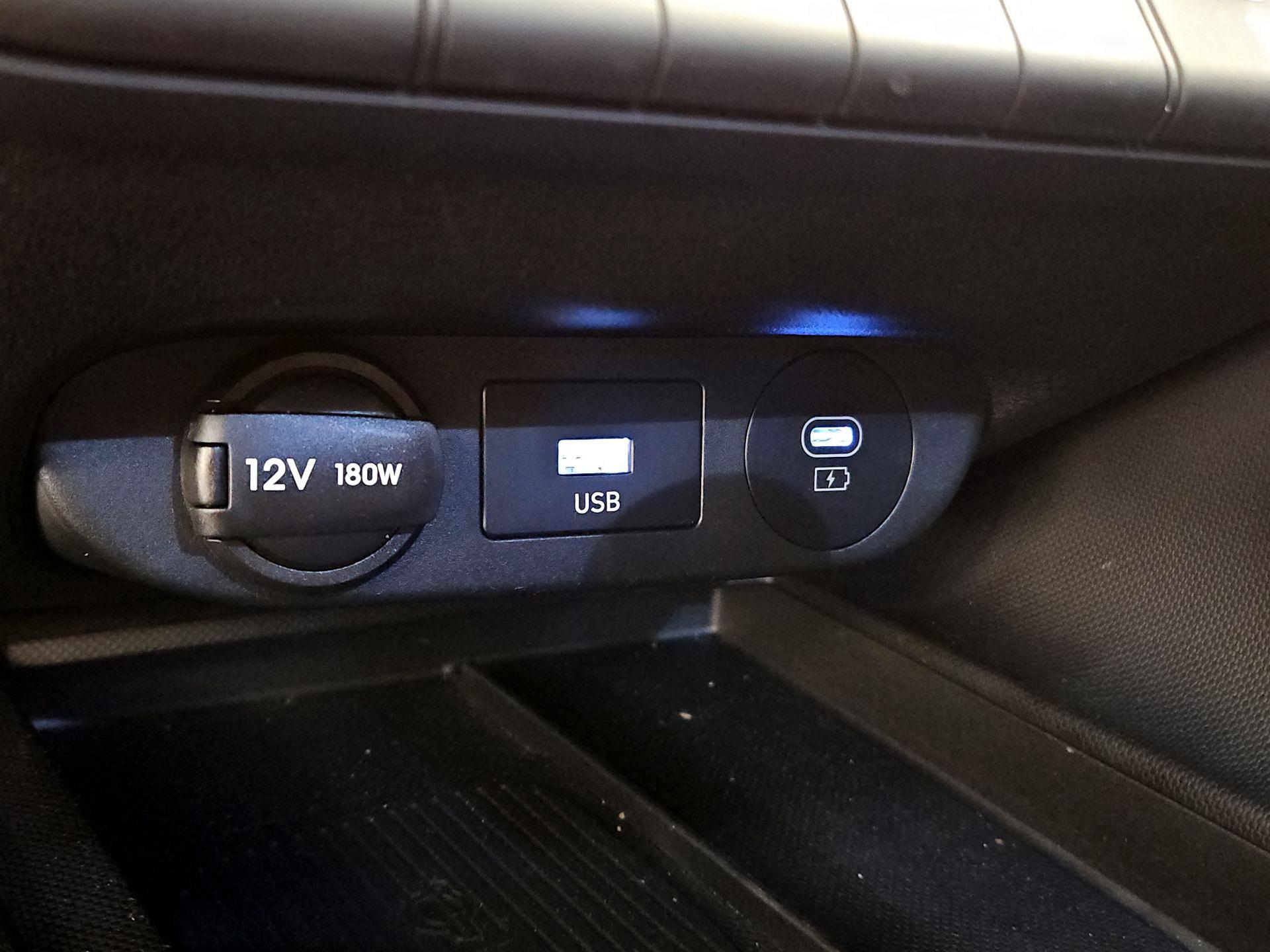 Thumbnail: 2024 Hyundai Elantra - 19