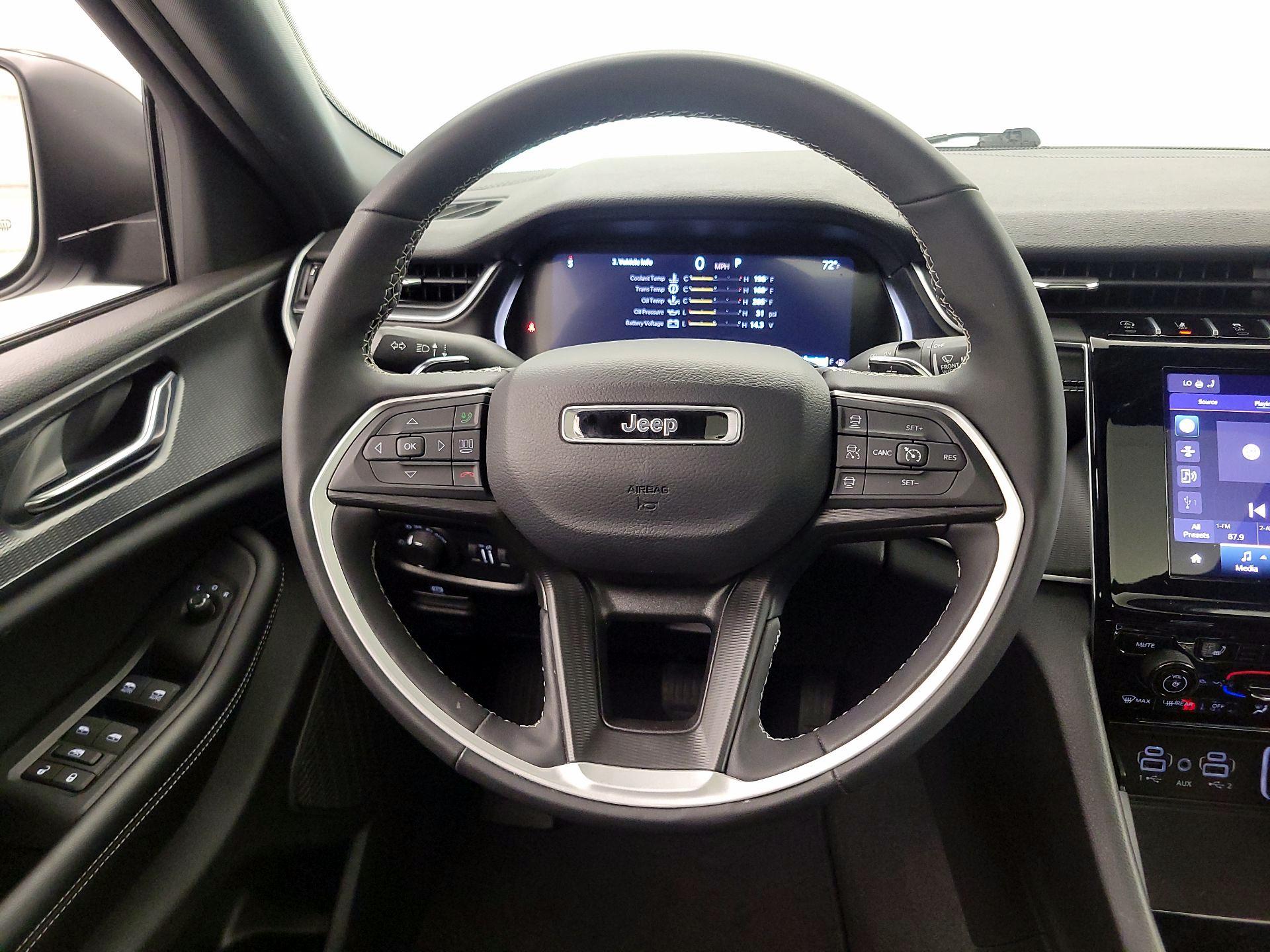 Thumbnail: 2024 Jeep Grand Cherokee - 10