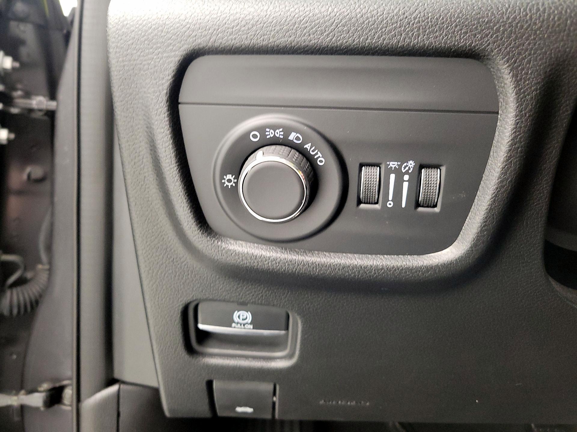 Thumbnail: 2024 Jeep Grand Cherokee - 13