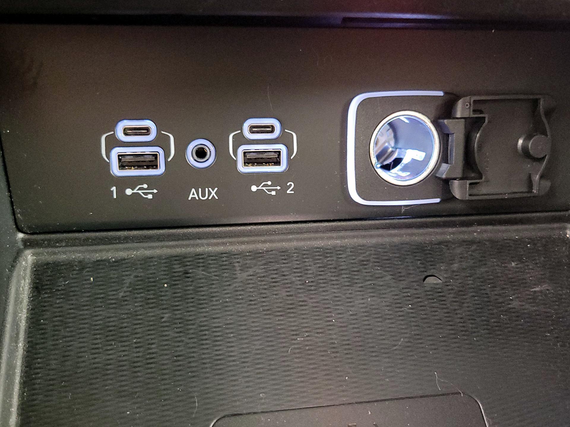 Thumbnail: 2024 Jeep Grand Cherokee - 18