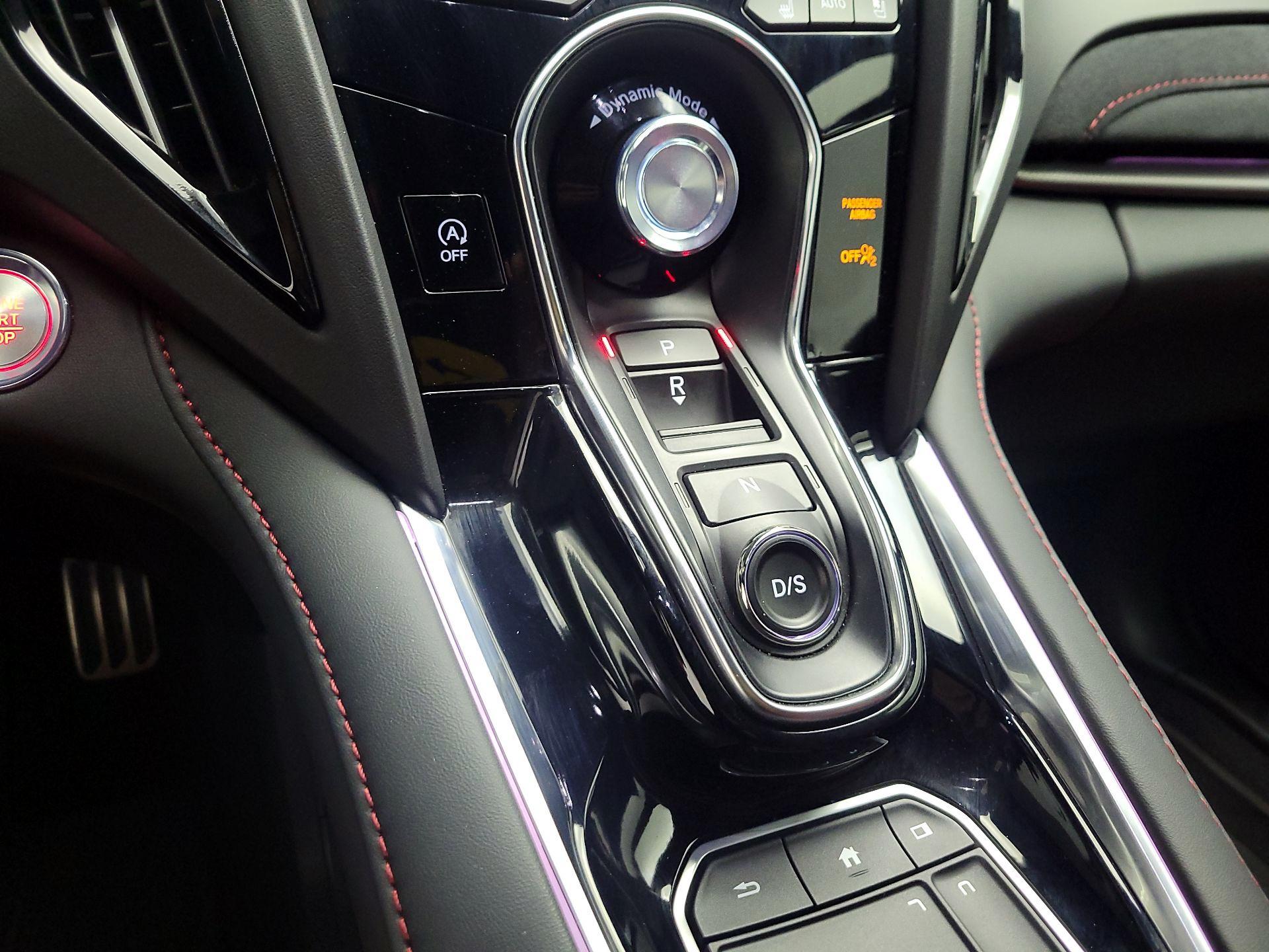 Thumbnail: 2022 Acura RDX - 17