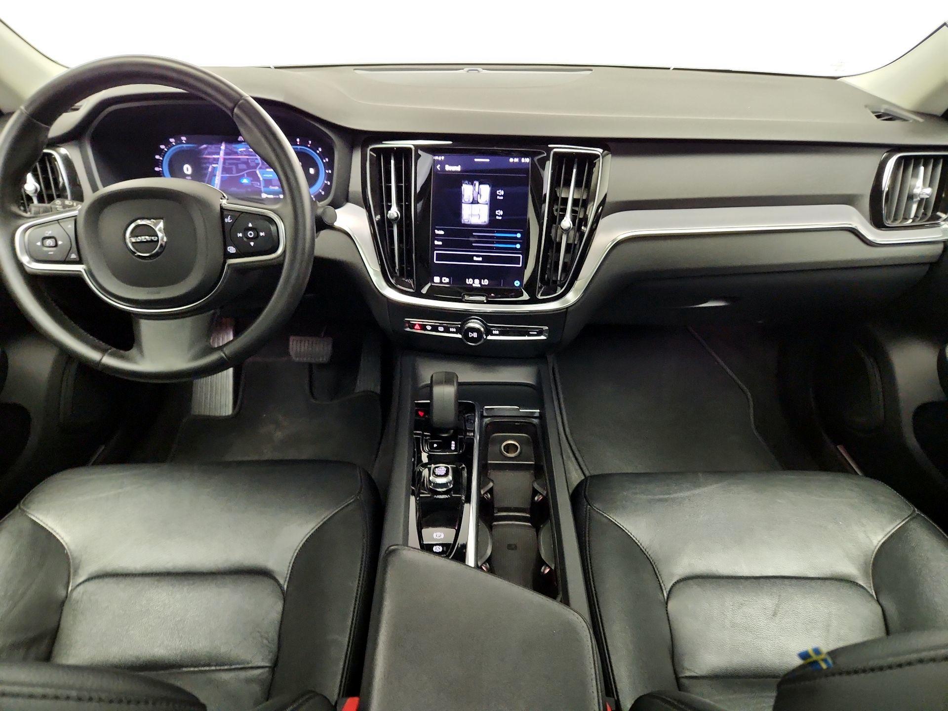 Thumbnail: 2024 Volvo S60 - 9