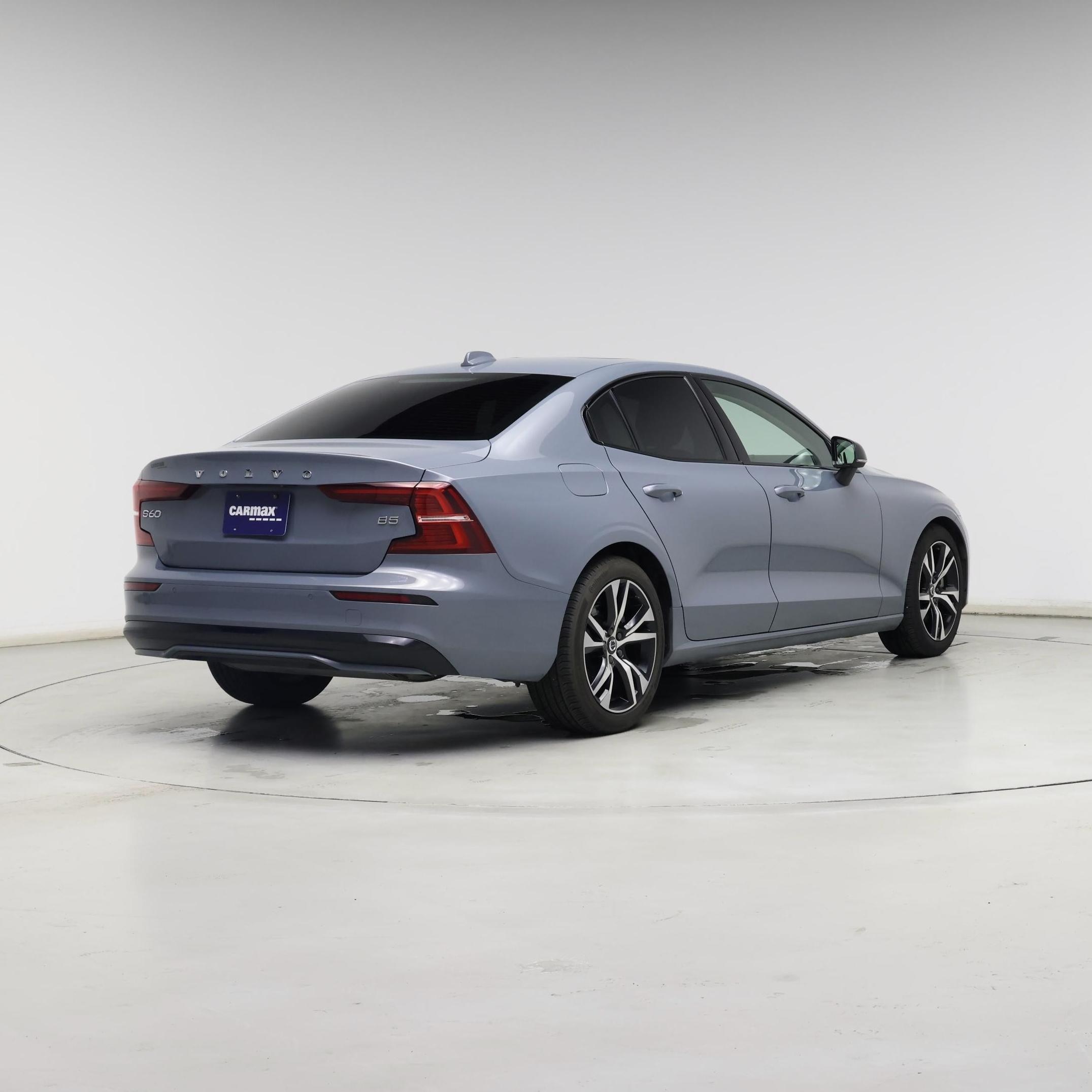 Thumbnail: 2024 Volvo S60 - 8