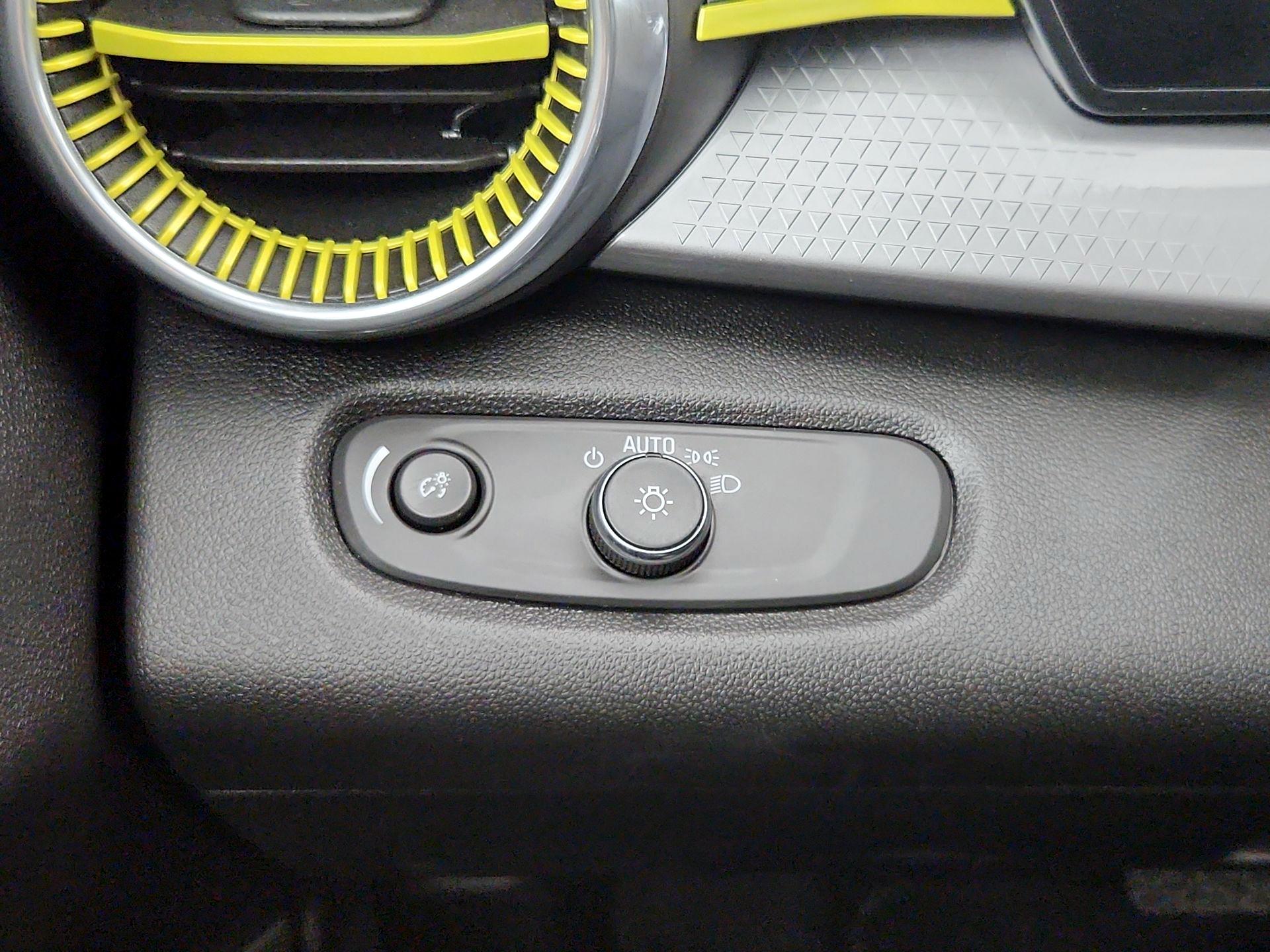 Thumbnail: 2025 Chevrolet Trax - 13