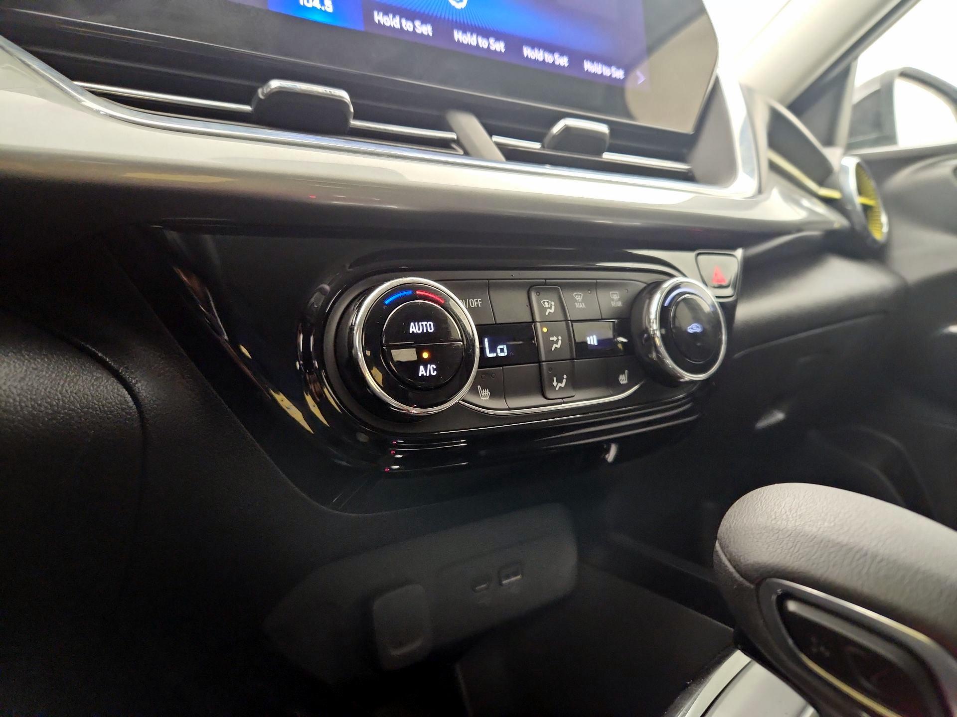 Thumbnail: 2025 Chevrolet Trax - 16