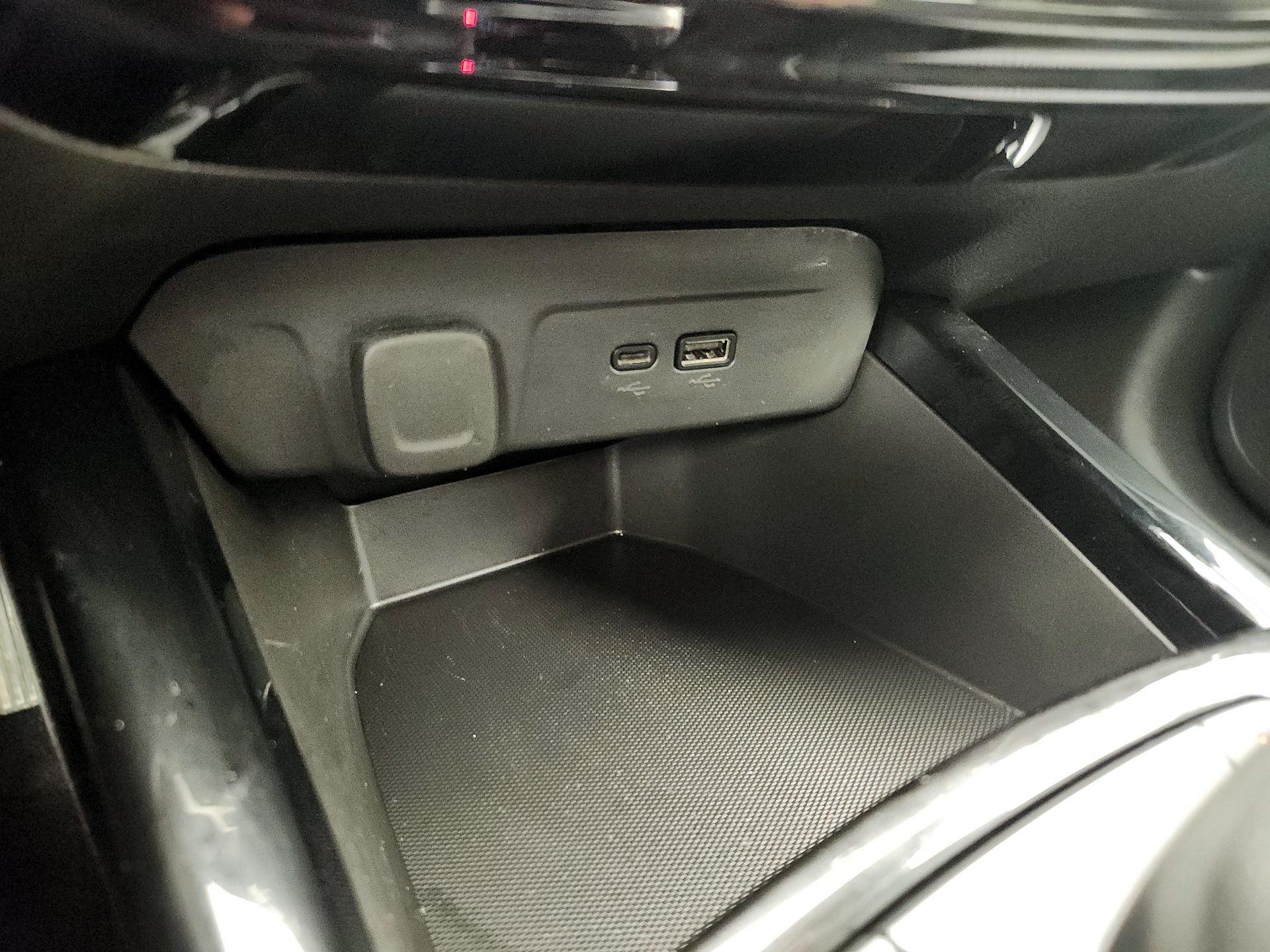 Thumbnail: 2025 Chevrolet Trax - 18