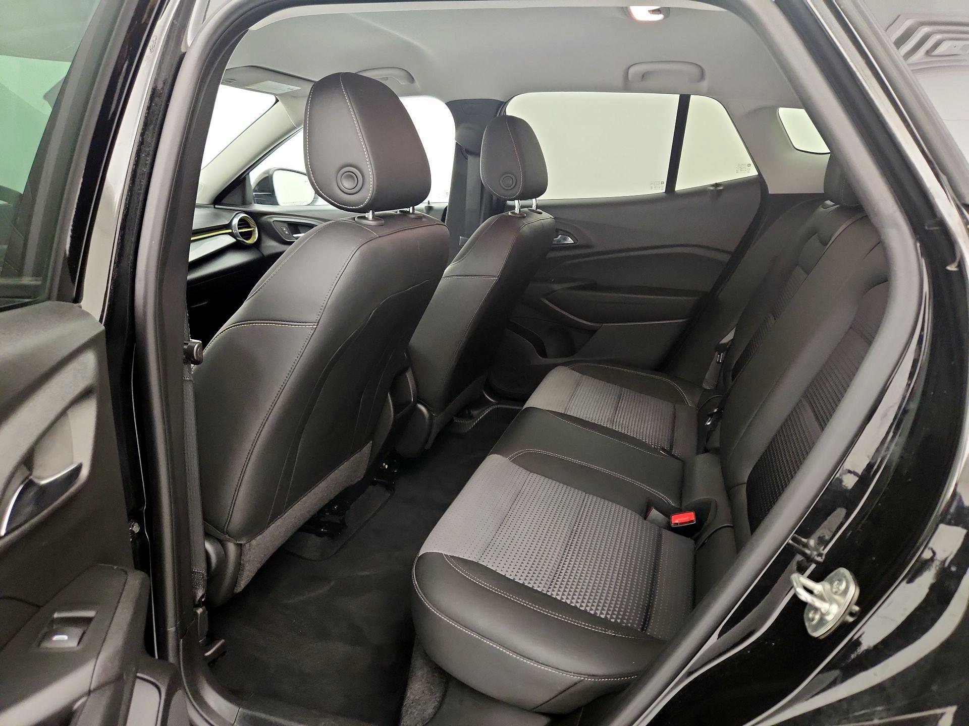 Thumbnail: 2025 Chevrolet Trax - 19