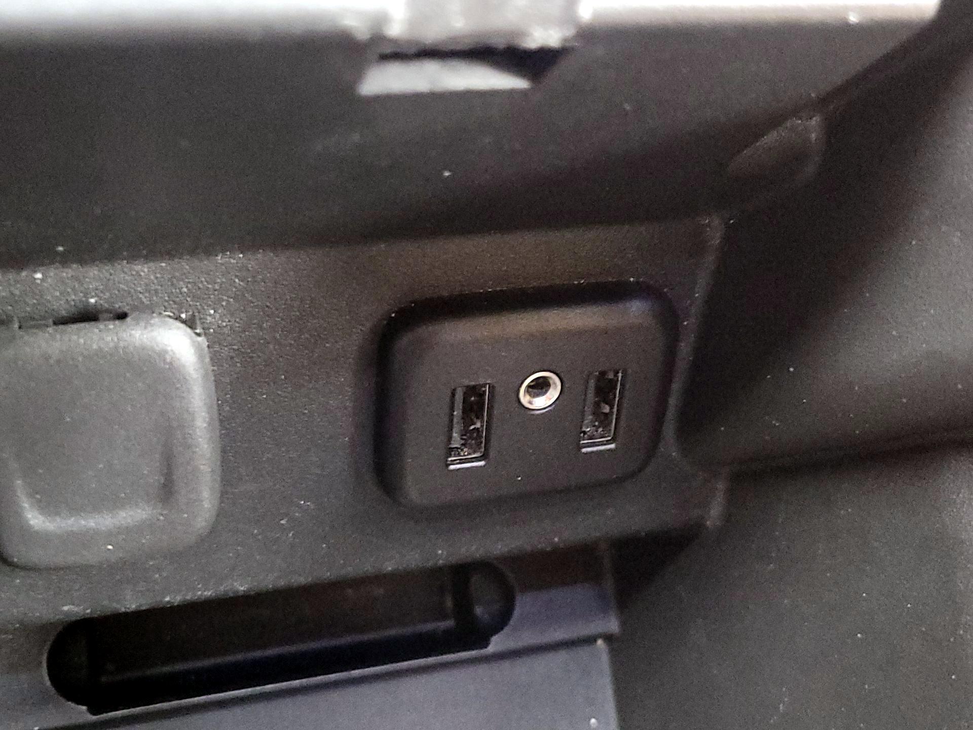 Thumbnail: 2018 Buick LaCrosse - 18