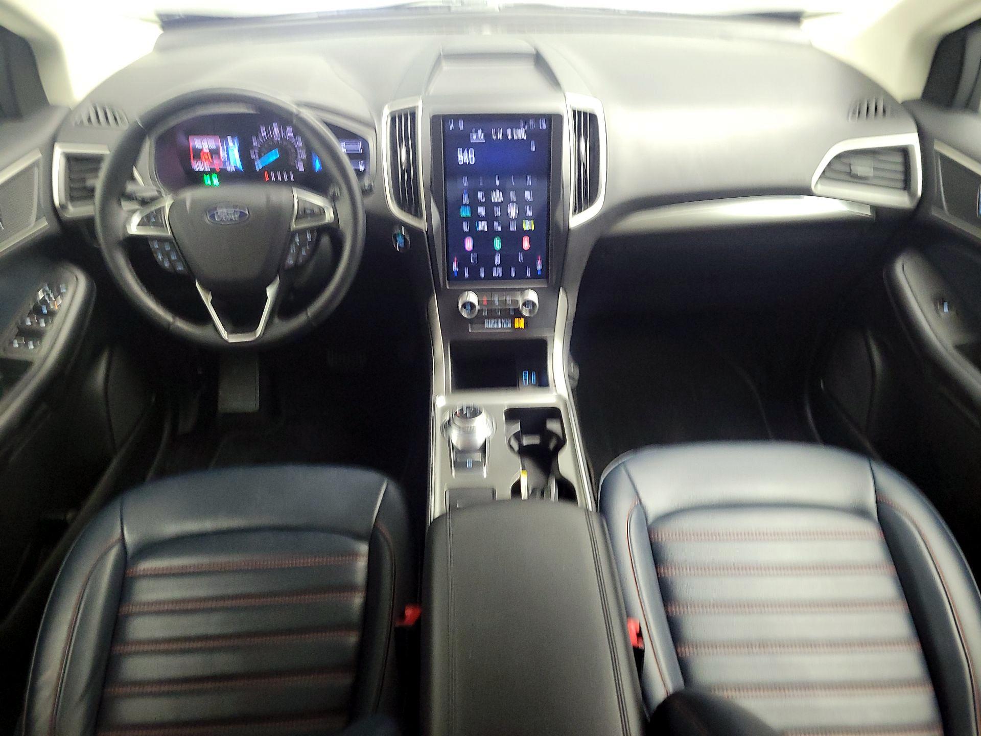 Thumbnail: 2023 Ford Edge - 9