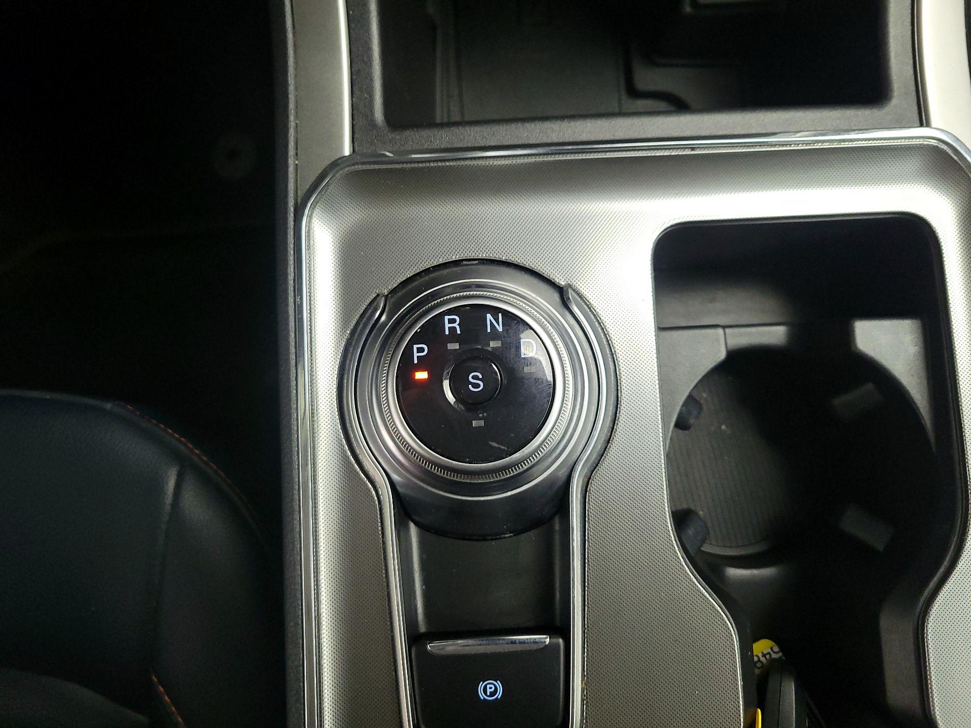 Thumbnail: 2023 Ford Edge - 15