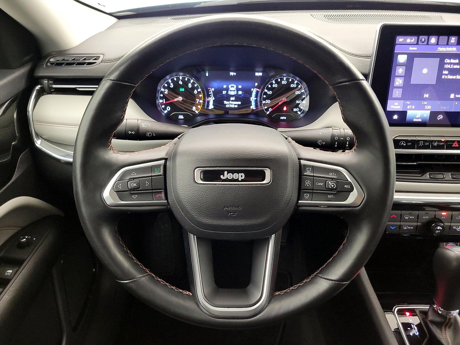 Thumbnail: 2022 Jeep Compass - 10