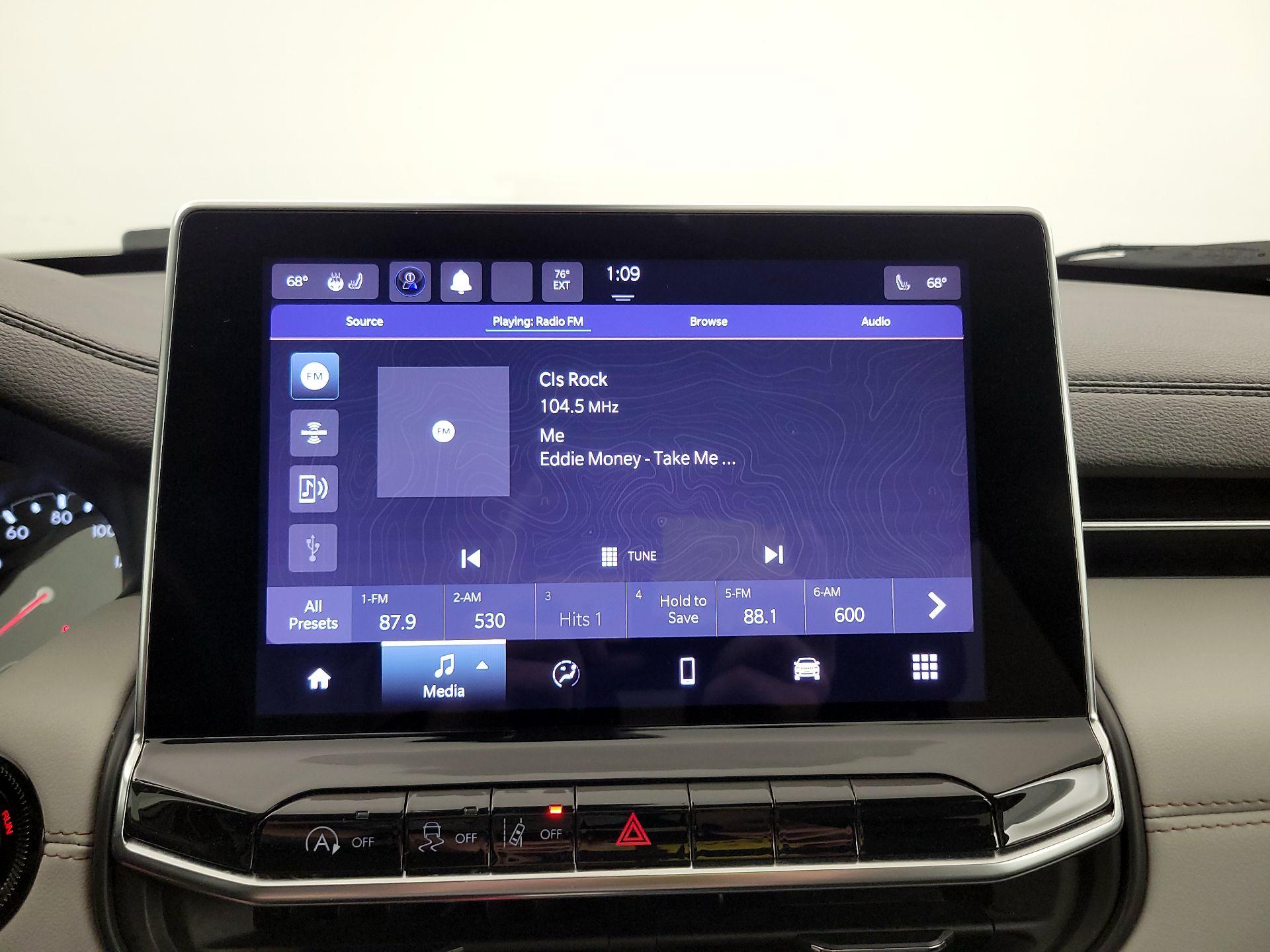 Thumbnail: 2022 Jeep Compass - 15