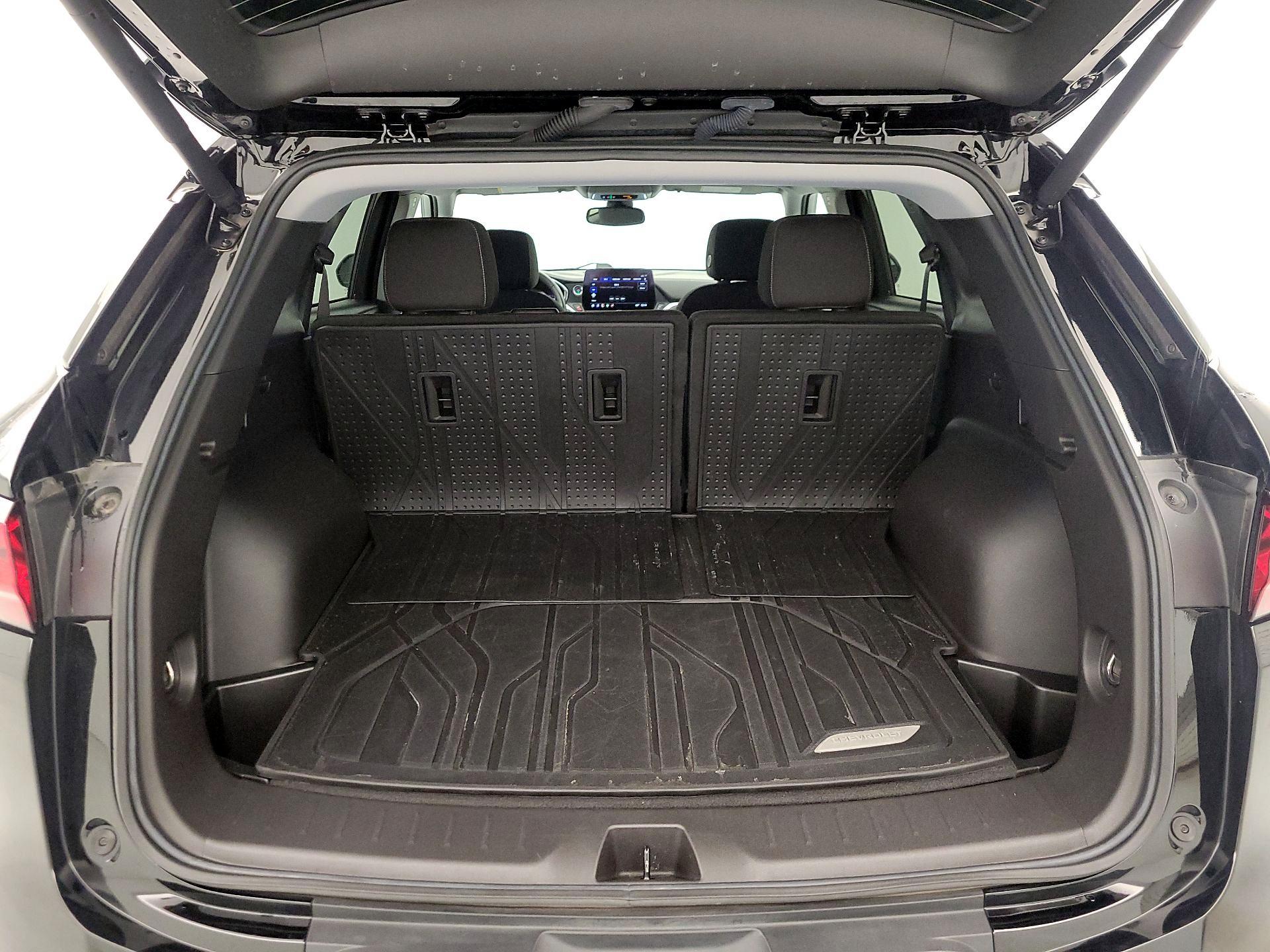 Thumbnail: 2023 Chevrolet Blazer - 20