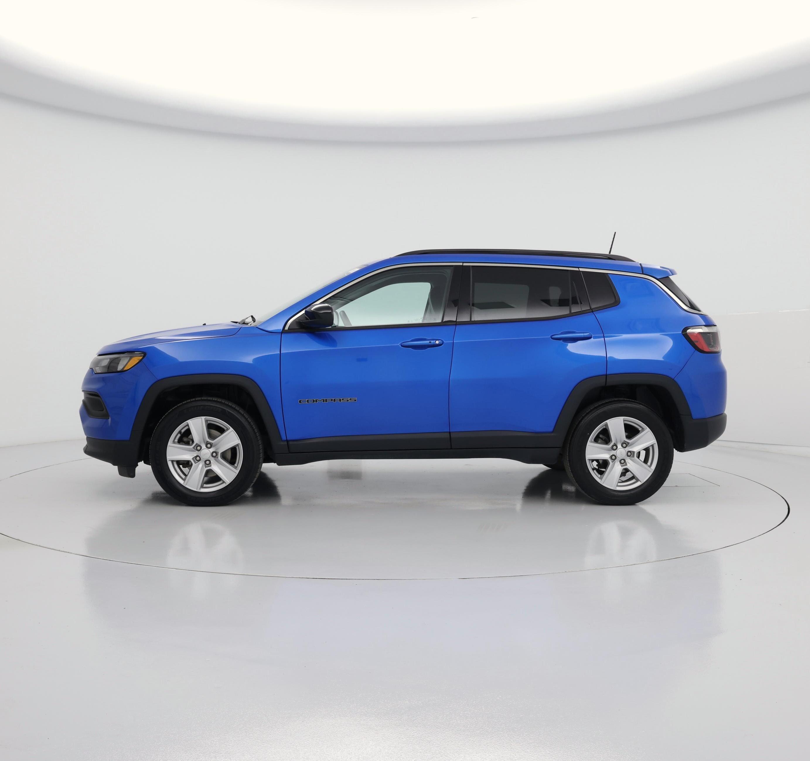 Thumbnail: 2022 Jeep Compass - 3