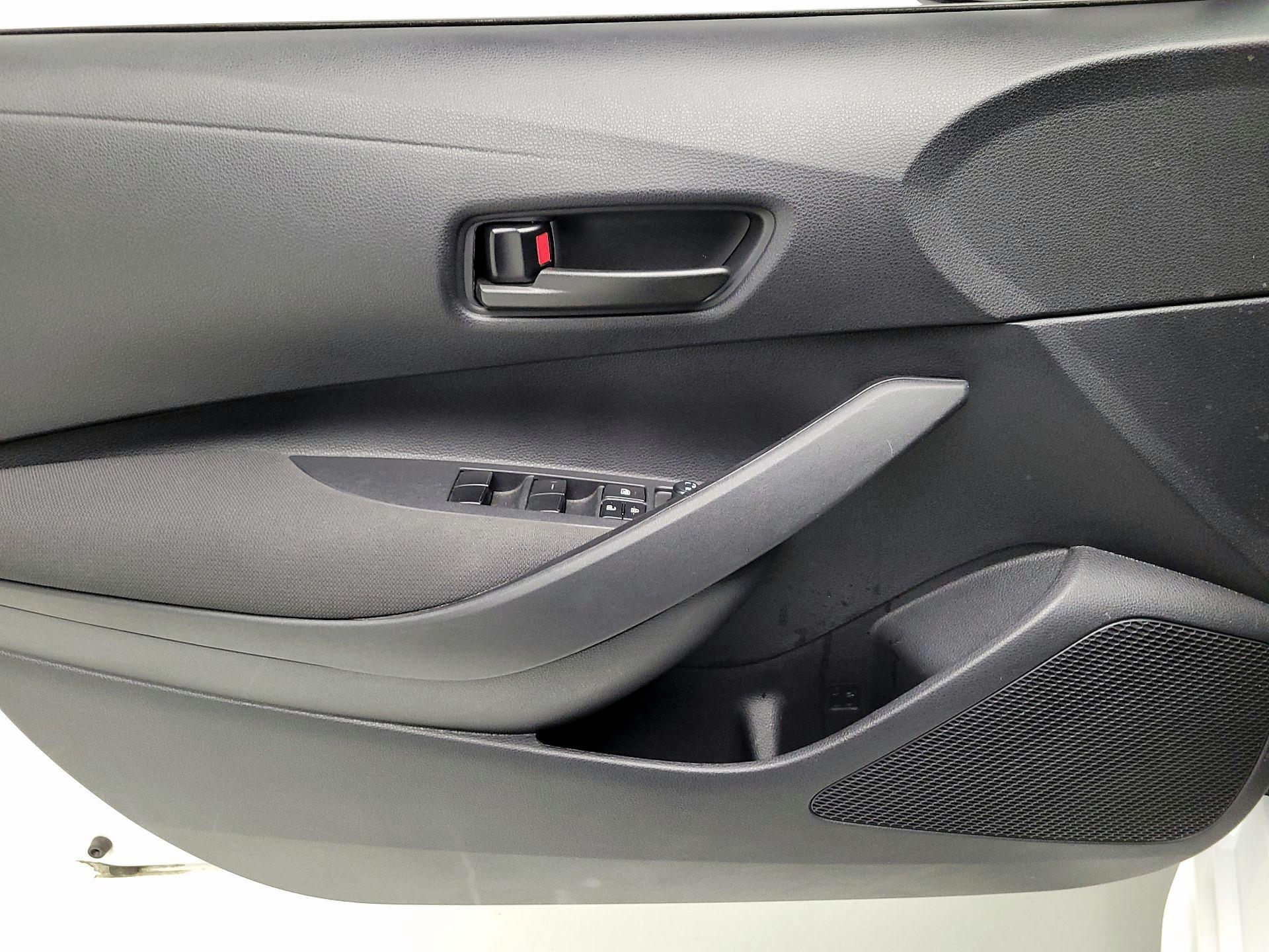 Thumbnail: 2025 Toyota Corolla - 12