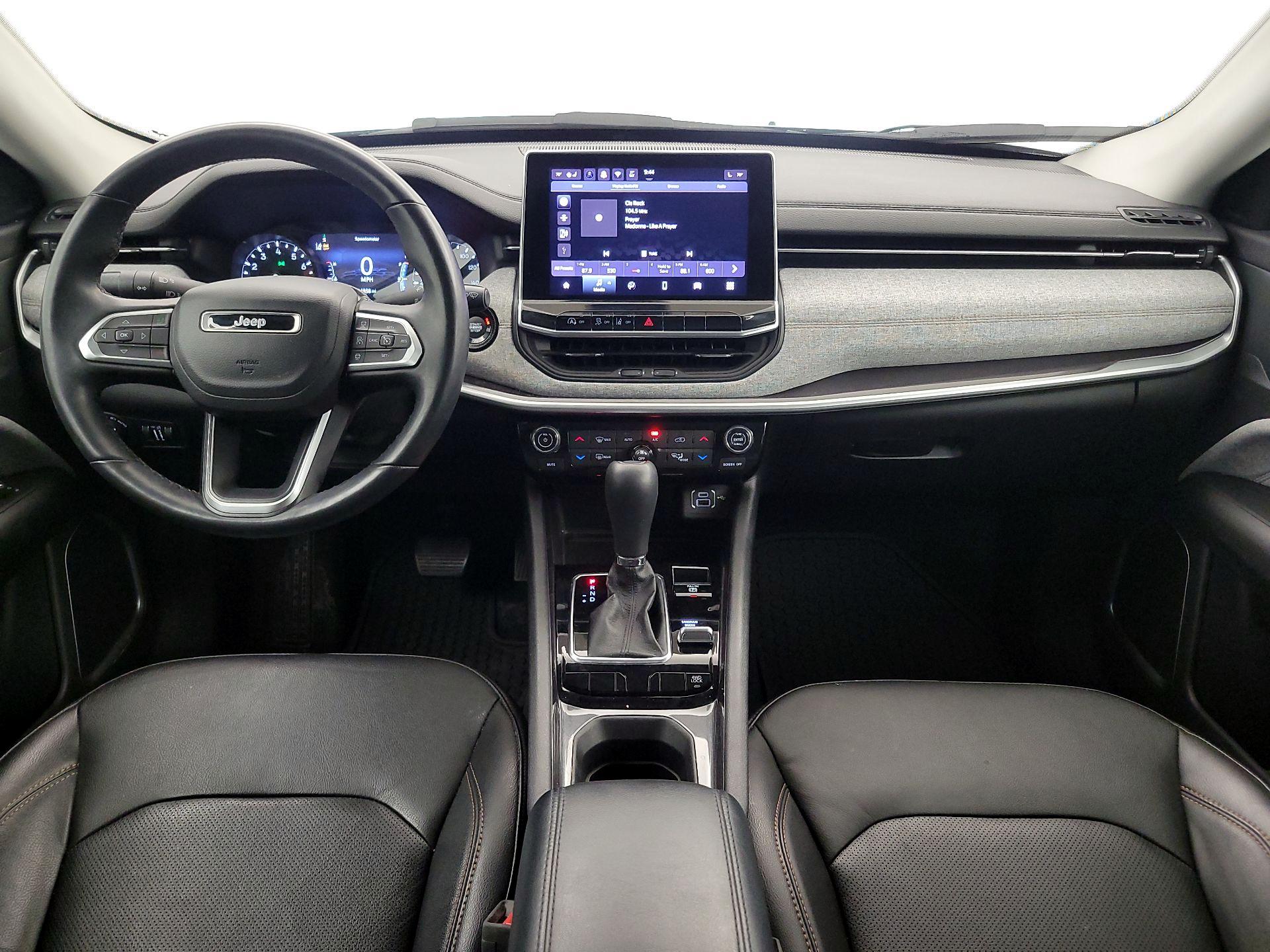 Thumbnail: 2022 Jeep Compass - 9