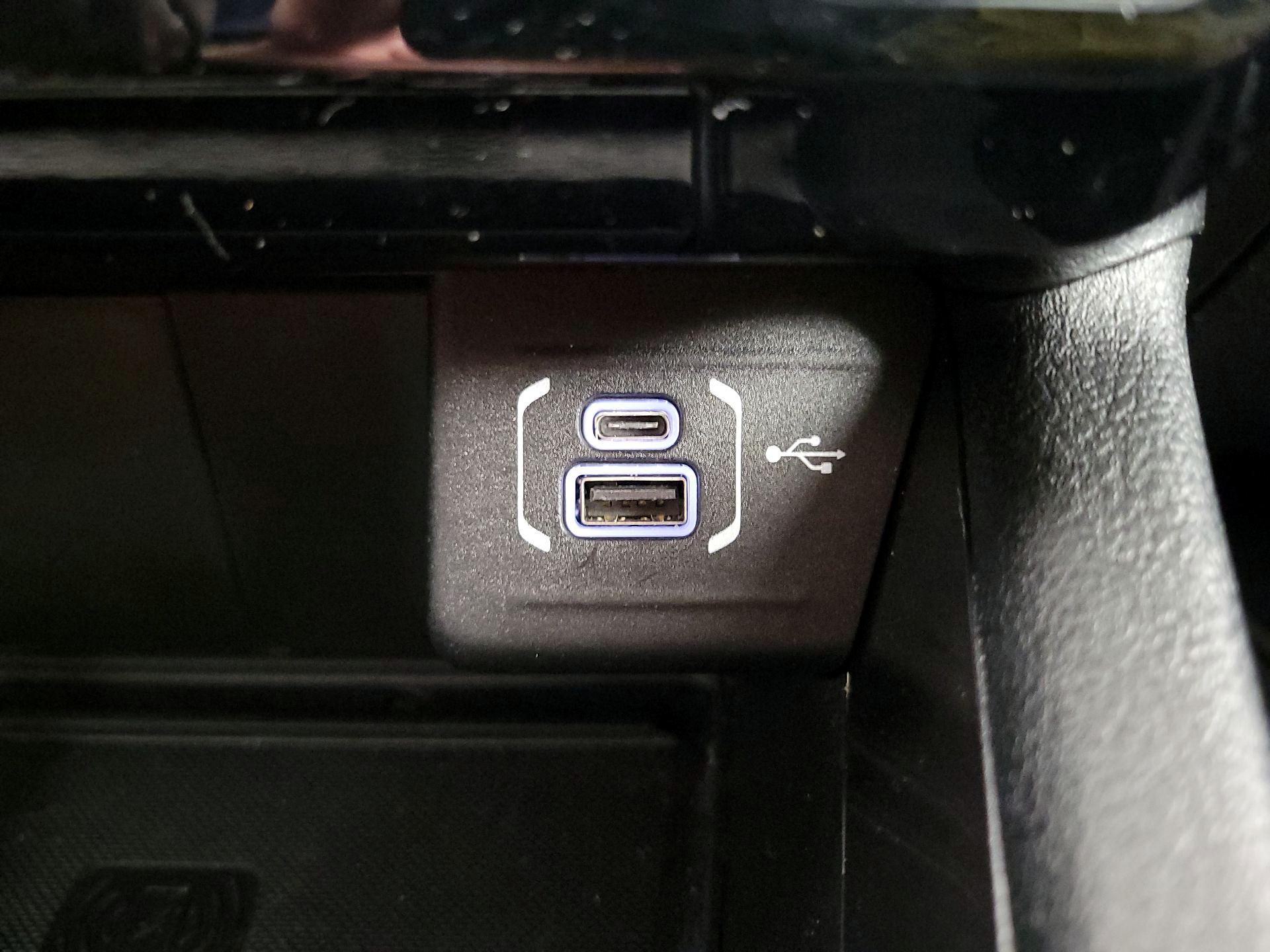 Thumbnail: 2022 Jeep Compass - 18