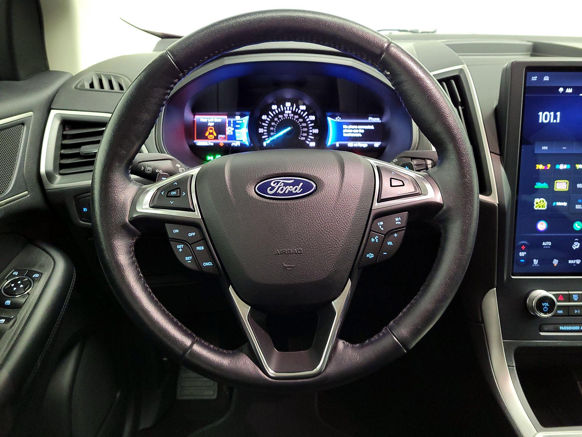 Thumbnail: 2023 Ford Edge - 10