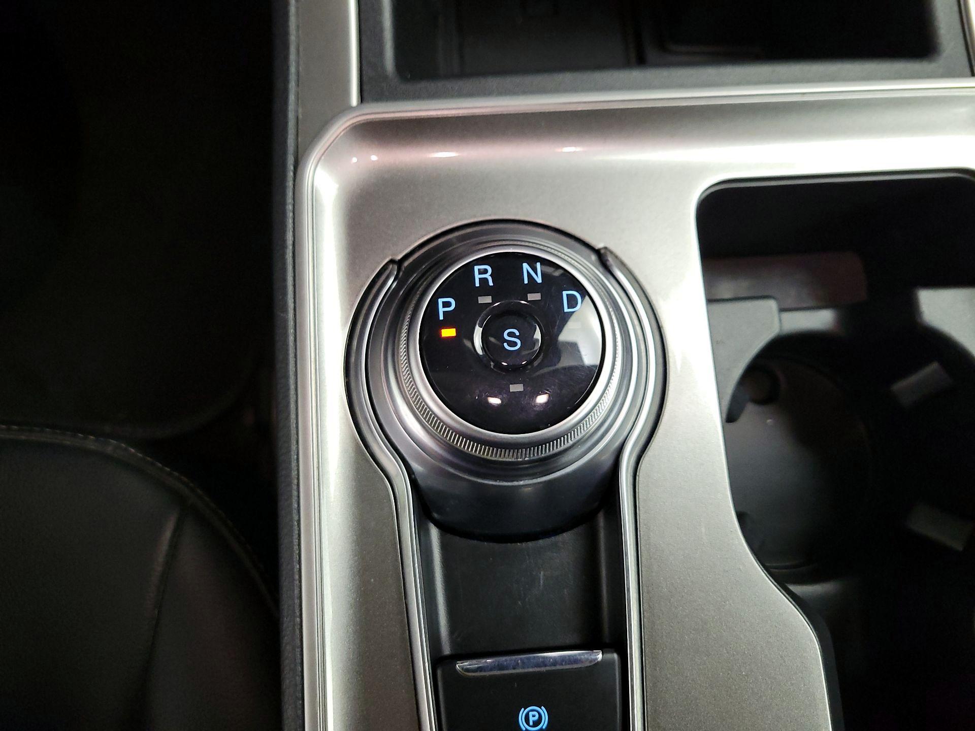 Thumbnail: 2023 Ford Edge - 15