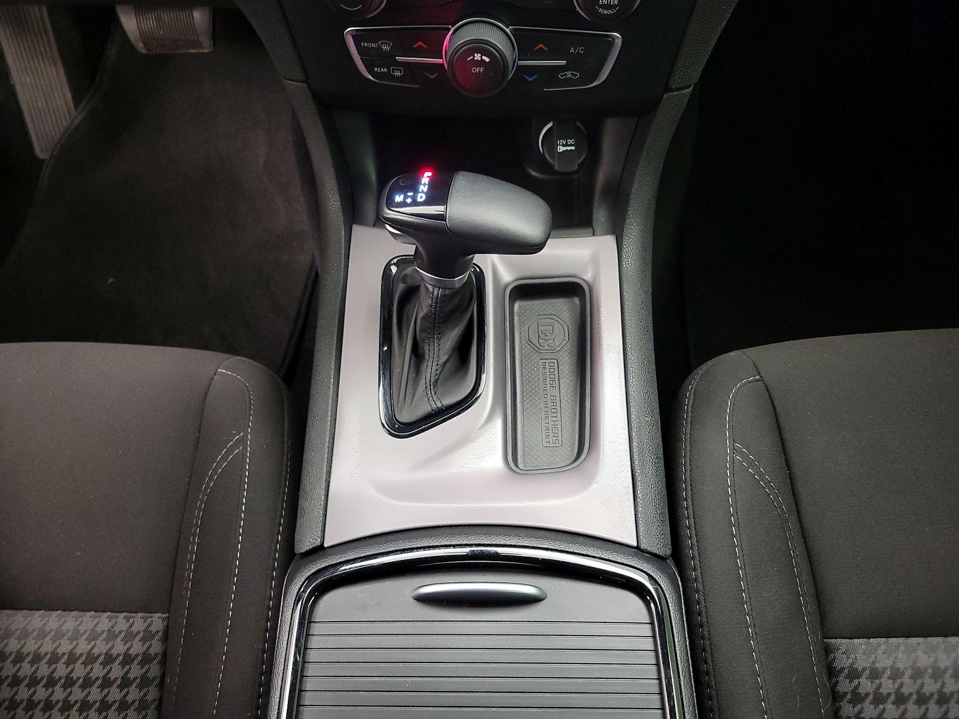 Thumbnail: 2022 Dodge Charger - 17