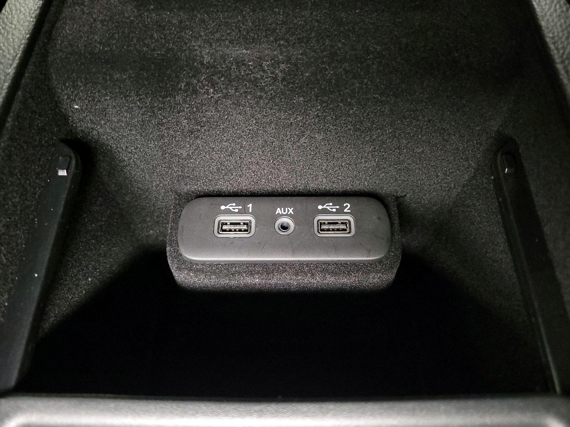 Thumbnail: 2022 Dodge Charger - 18