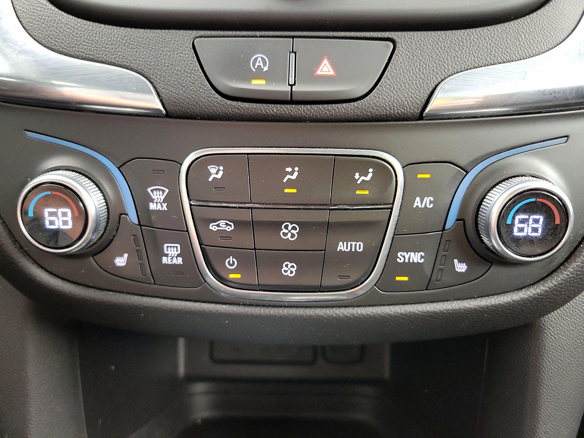 Thumbnail: 2024 Chevrolet Equinox - 16