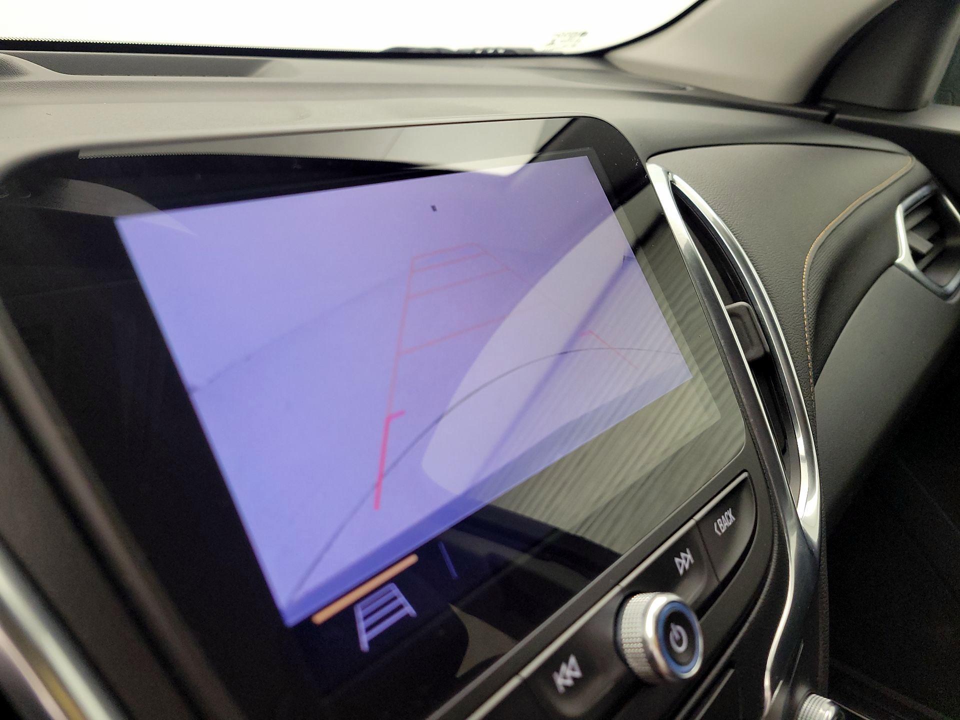 Thumbnail: 2021 Chevrolet Equinox - 14