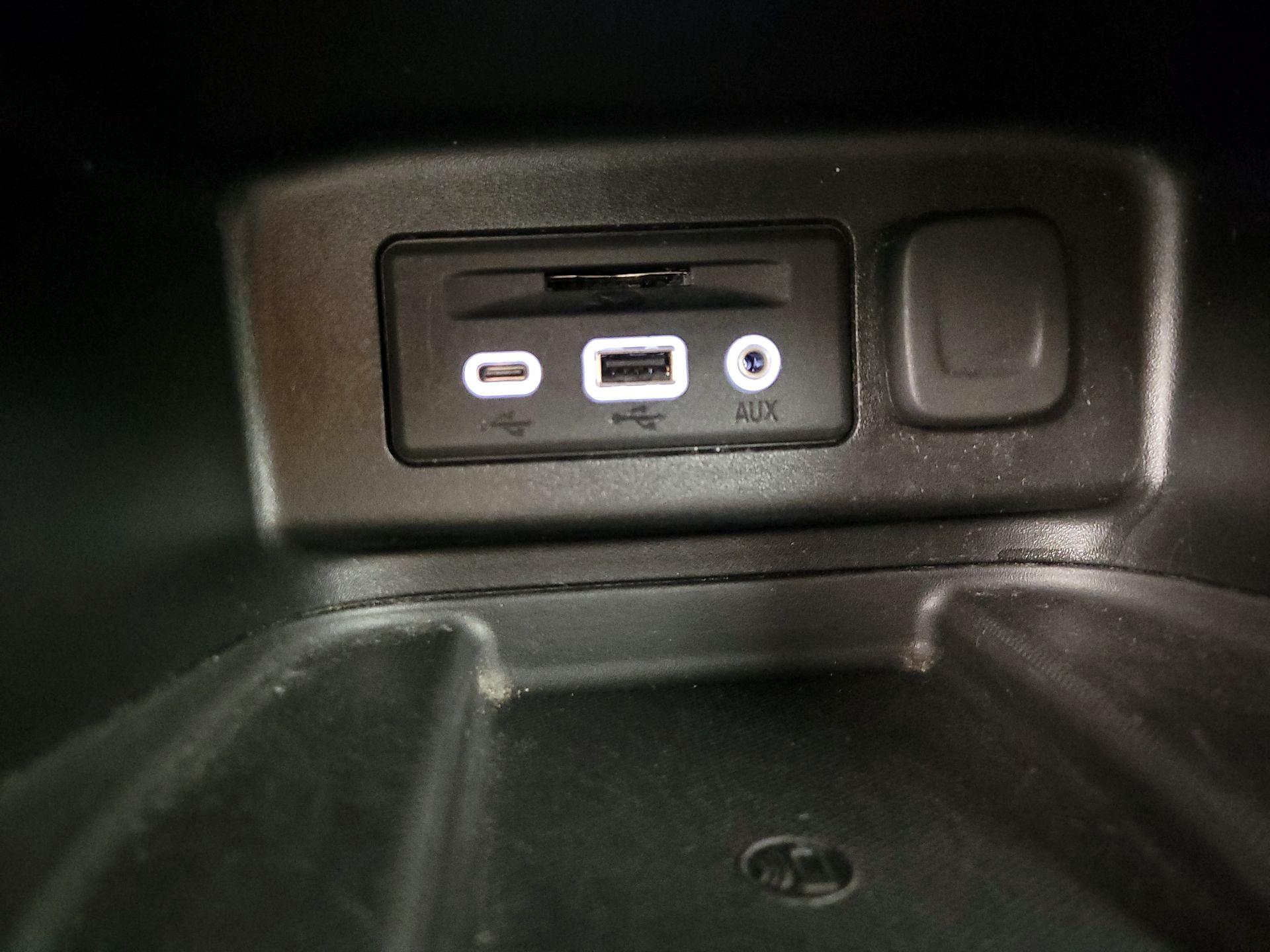 Thumbnail: 2021 Chevrolet Equinox - 18