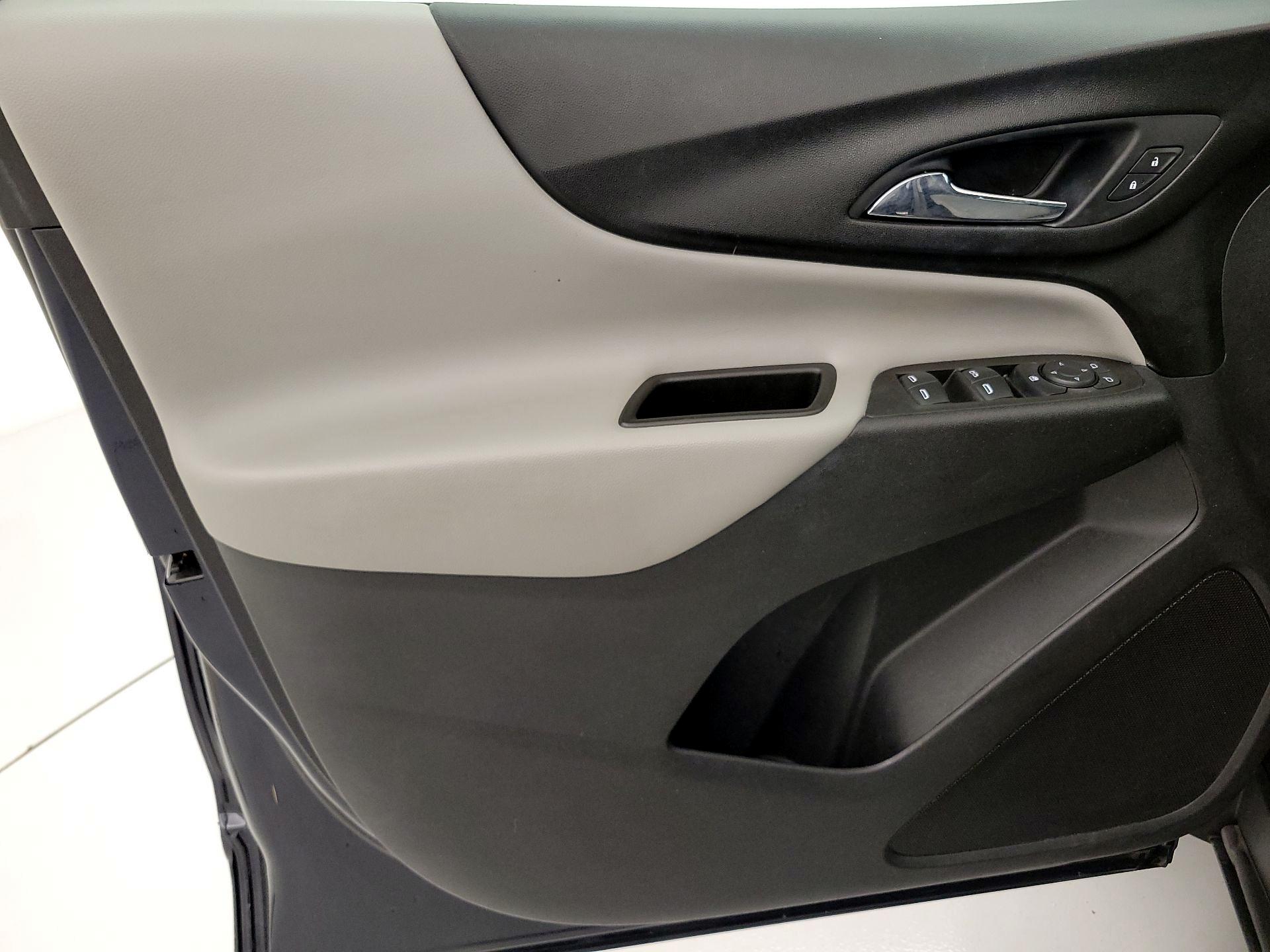 Thumbnail: 2020 Chevrolet Equinox - 12