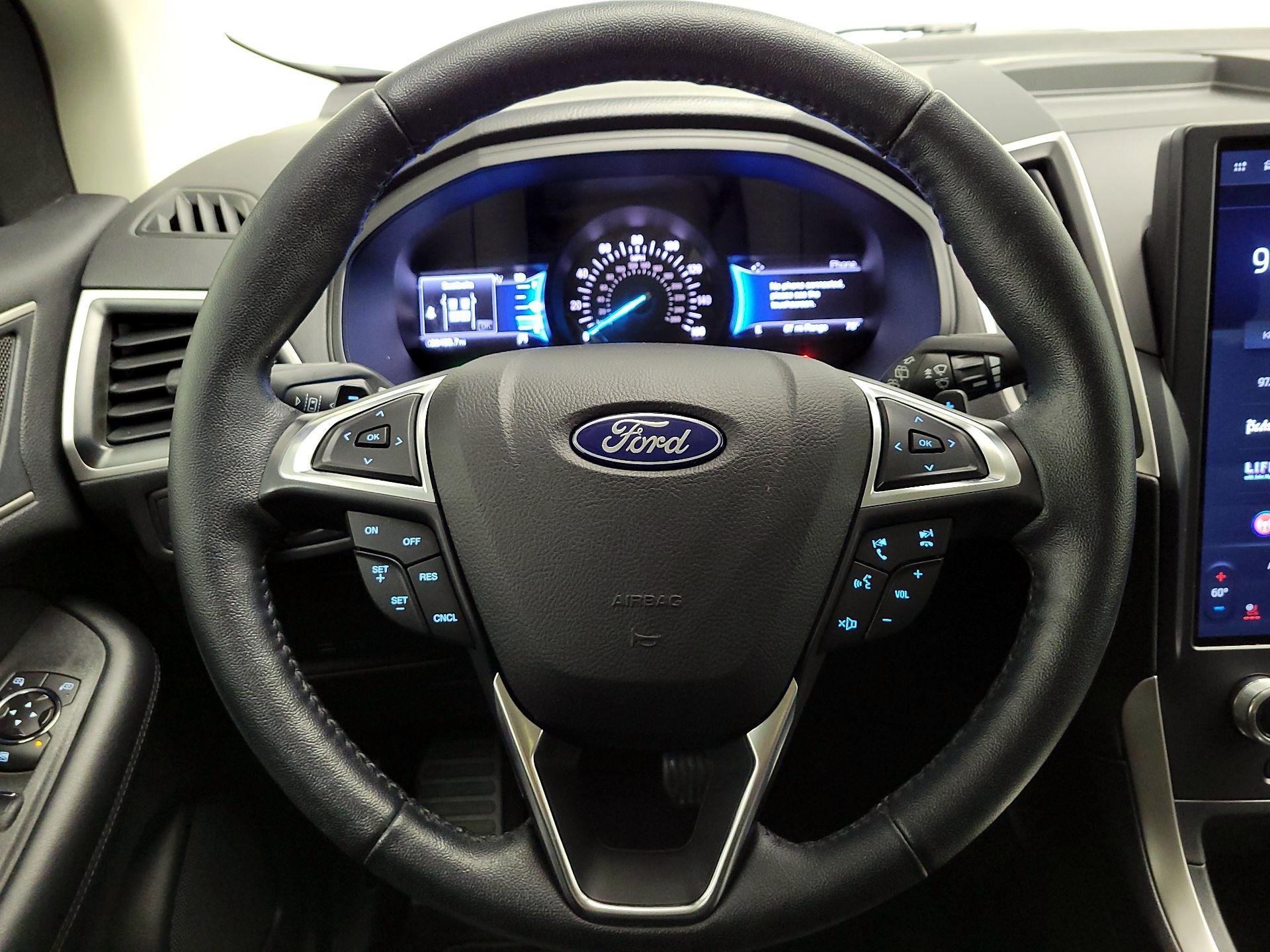 Thumbnail: 2023 Ford Edge - 10