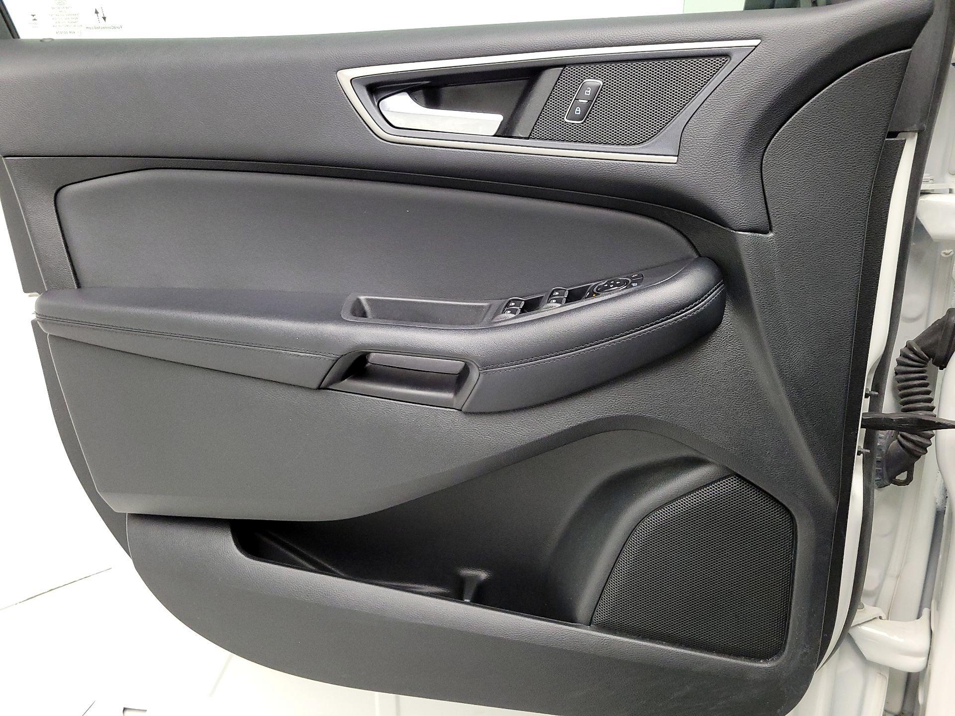 Thumbnail: 2023 Ford Edge - 12