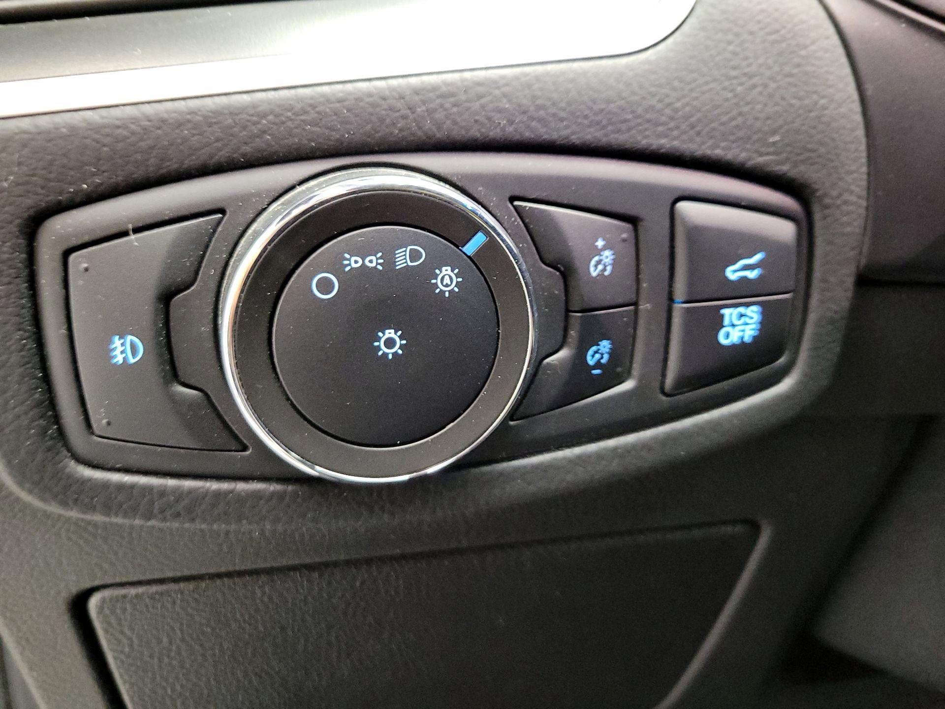 Thumbnail: 2023 Ford Edge - 13