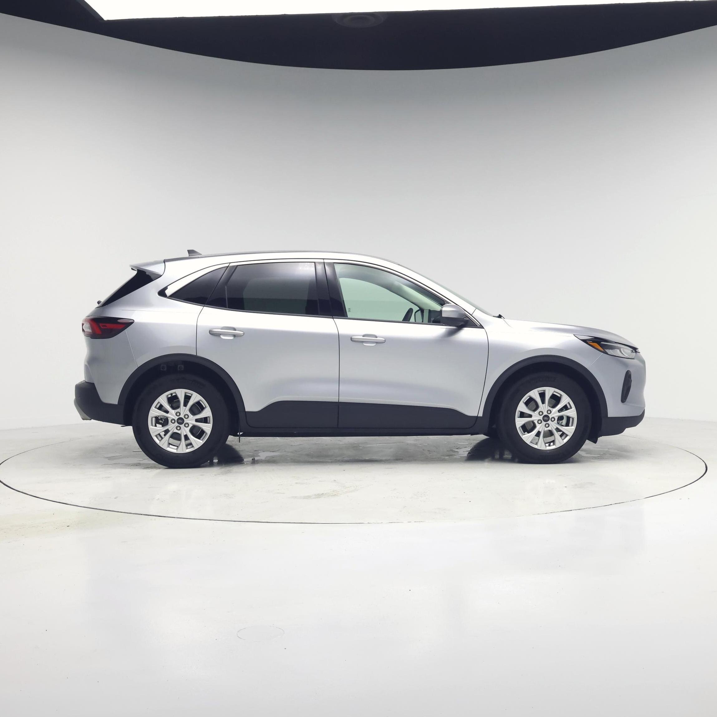 Thumbnail: 2023 Ford Escape - 7