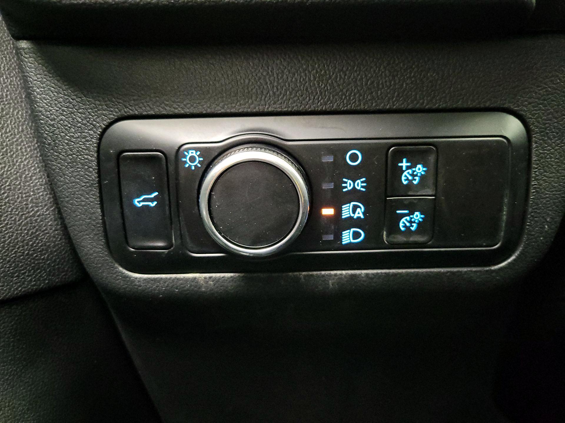 Thumbnail: 2023 Ford Escape - 13