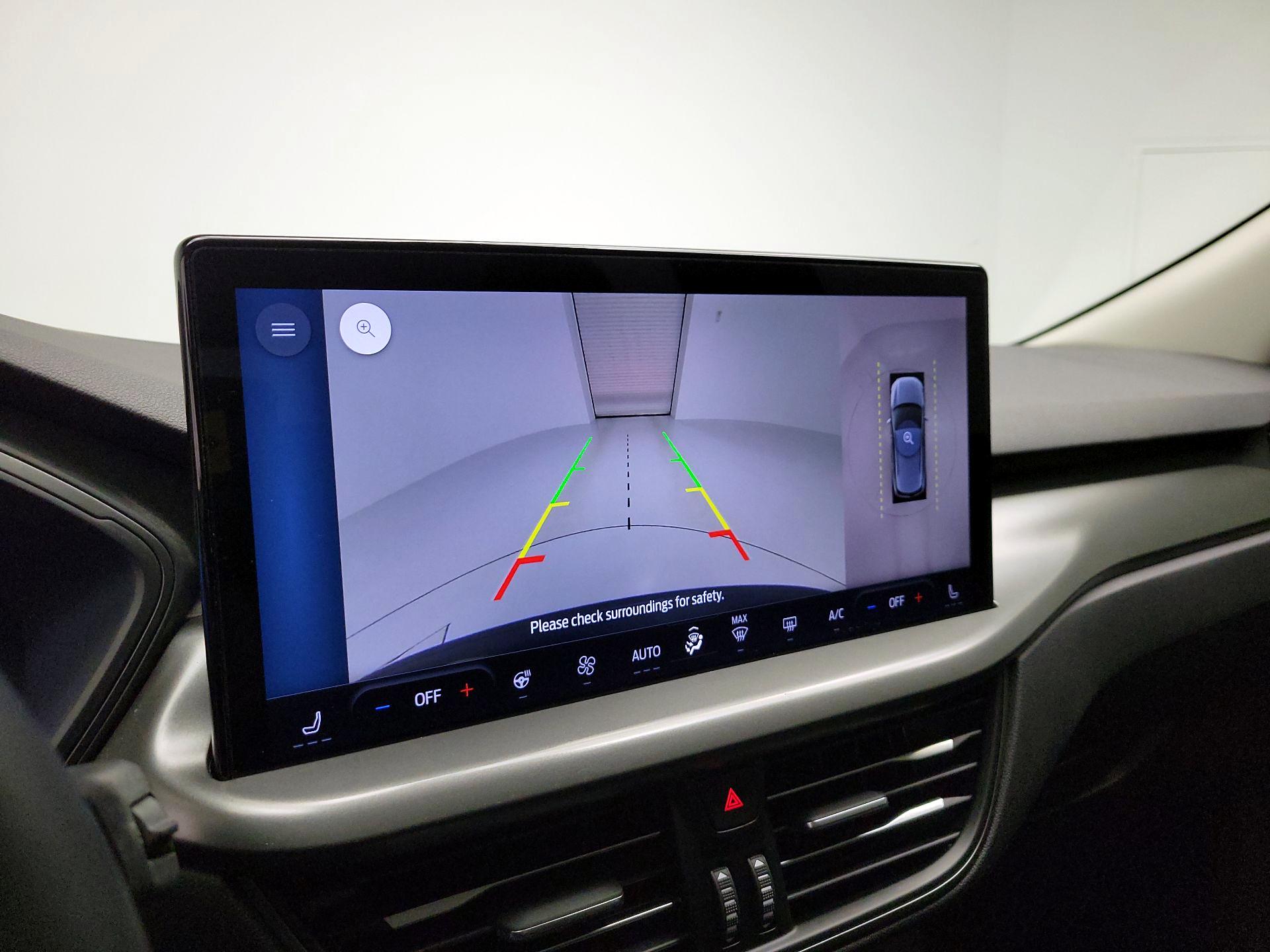 Thumbnail: 2023 Ford Escape - 15